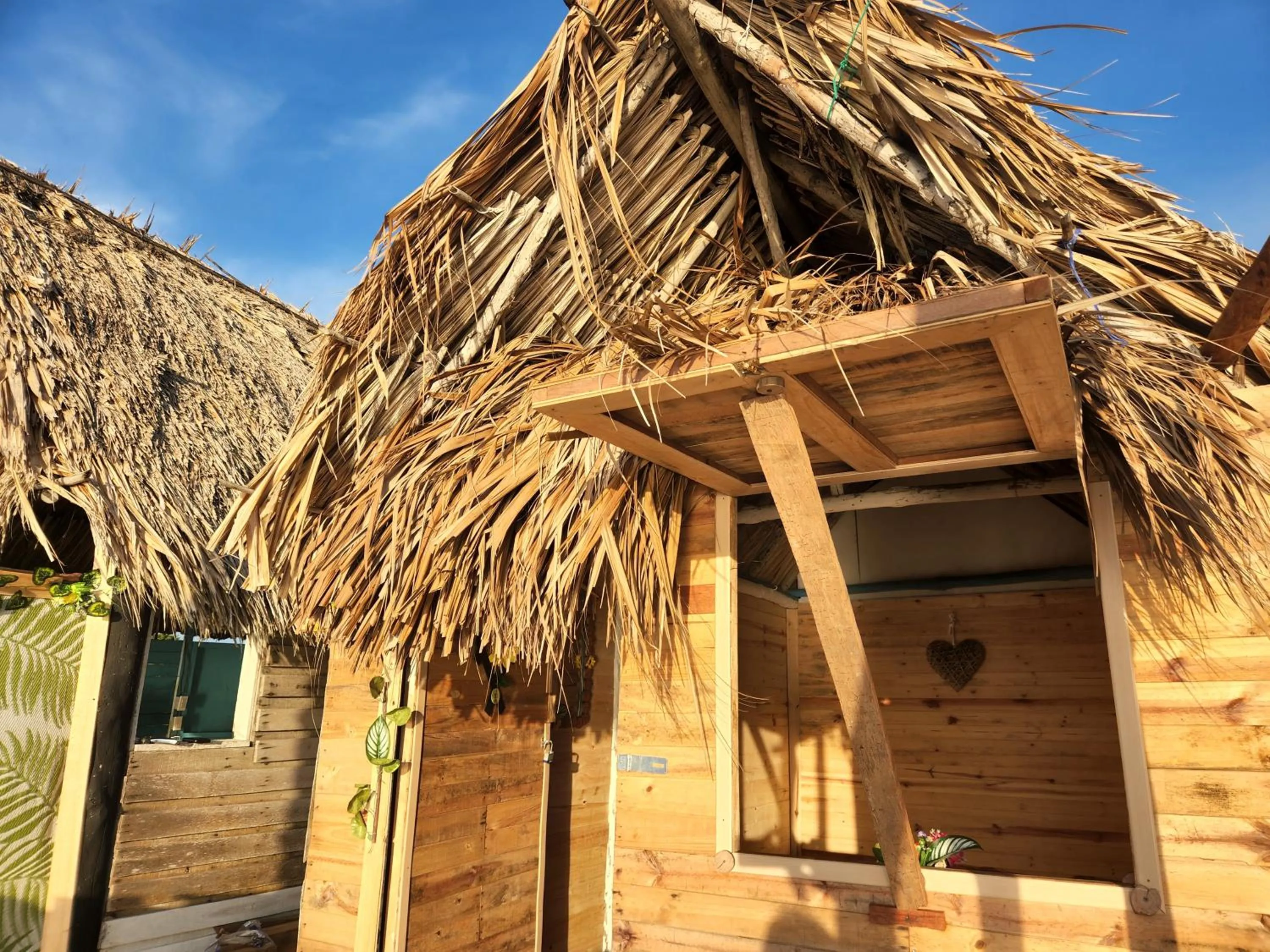 Property building in Baru Jet Set Beach & Hostal