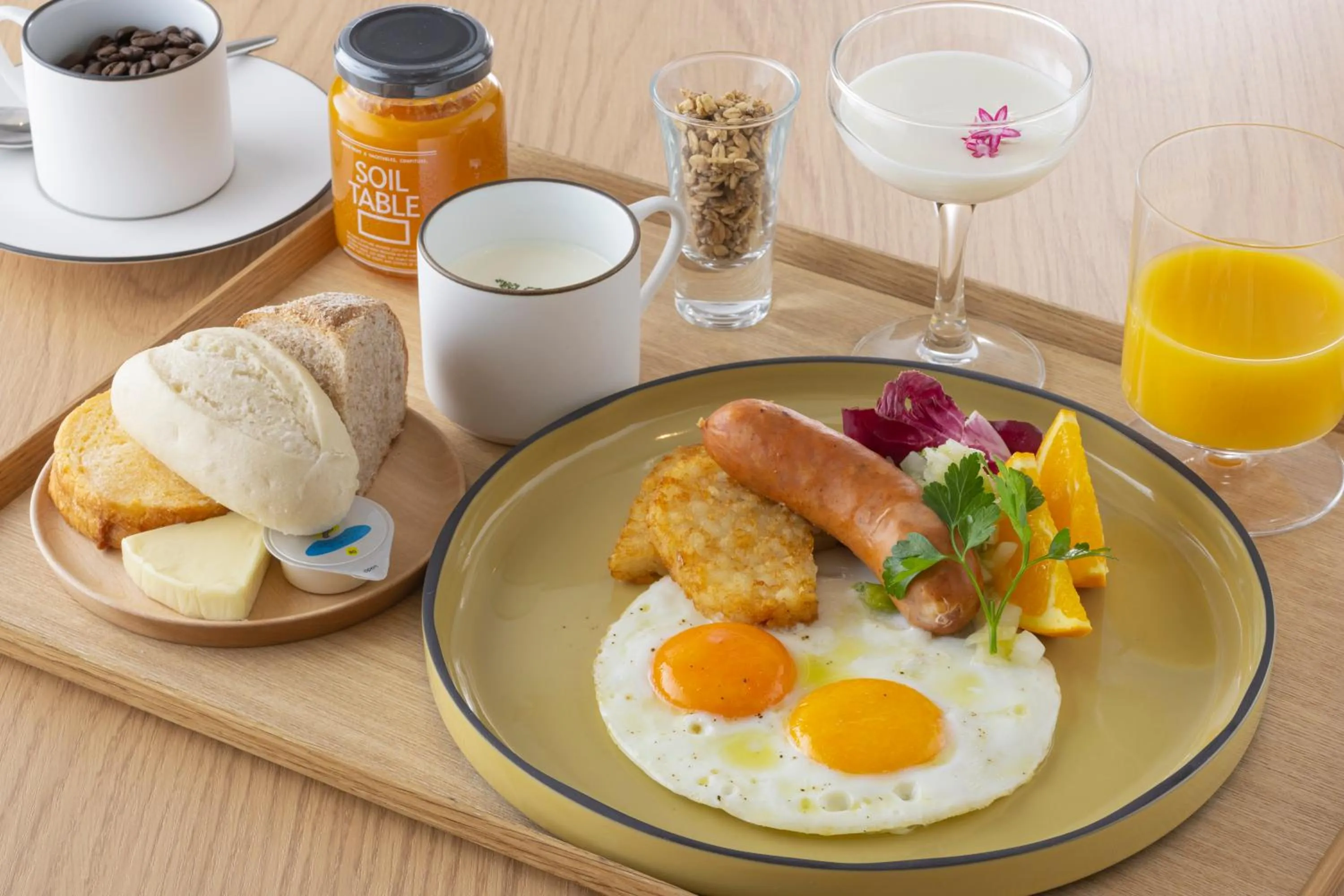 Breakfast in Hotel Lepo Chahal