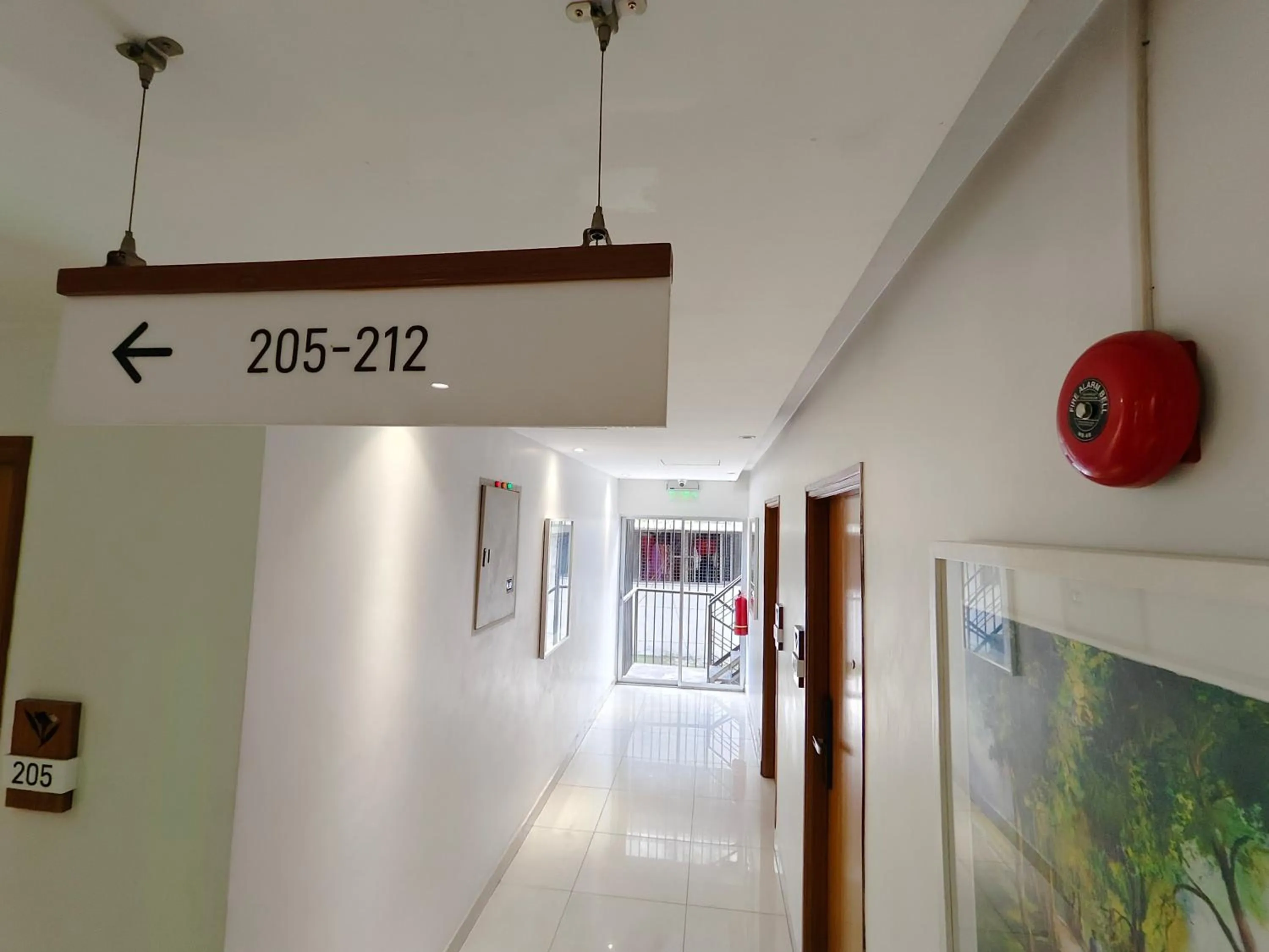 Text overlay in Hotel Nandini