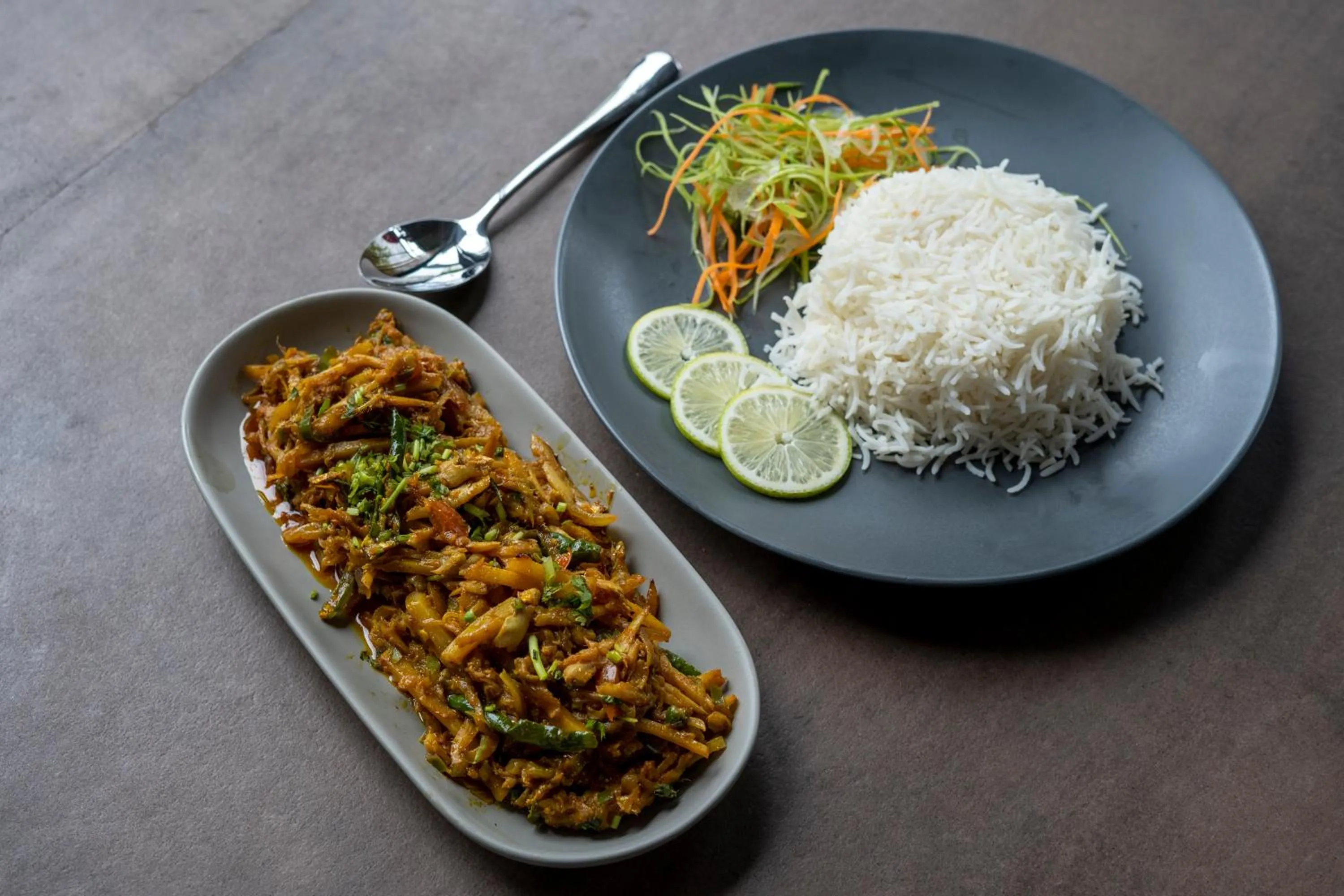 Restaurant/places to eat in Hotel Nandini