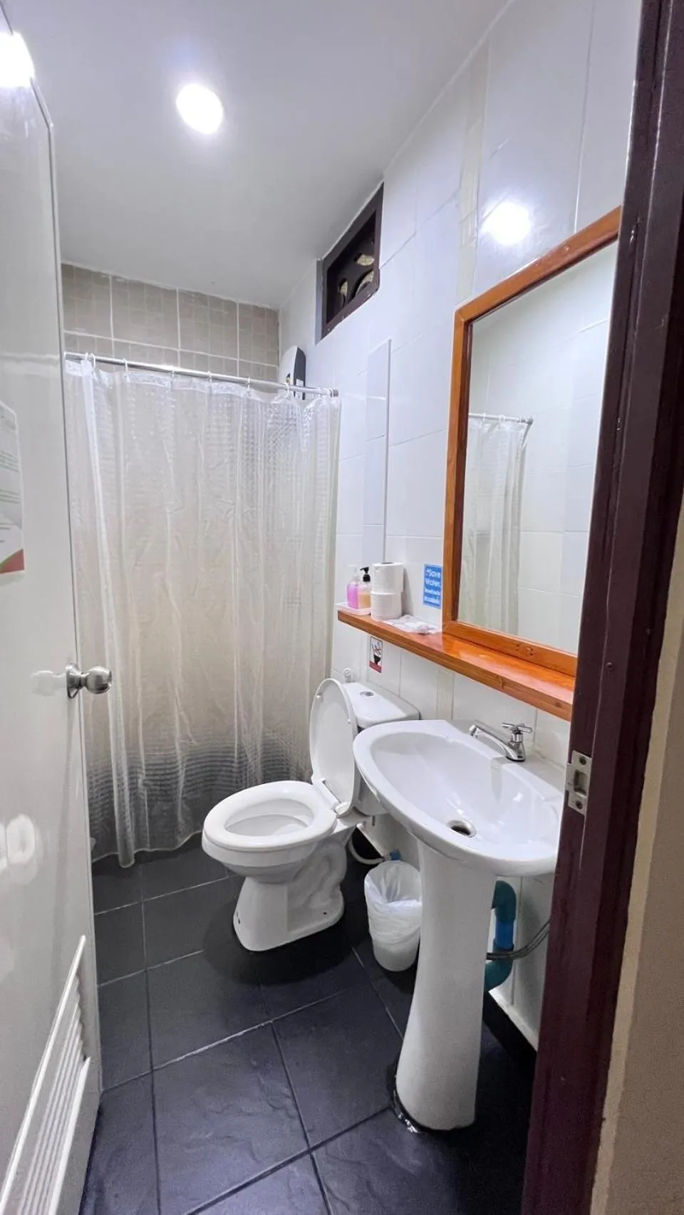 Bathroom in Blue View House Phi Phi