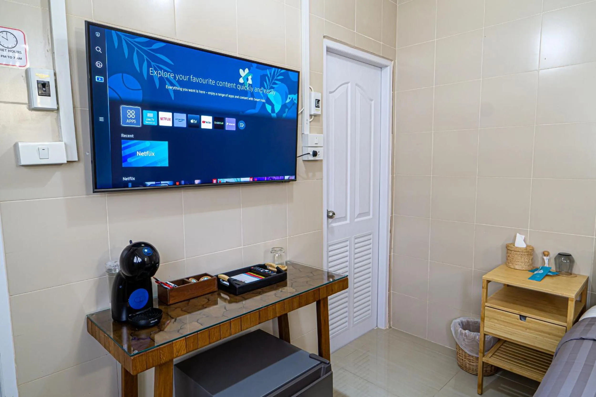 TV and multimedia in Lo-Ha Guest house, Contactless Check-in