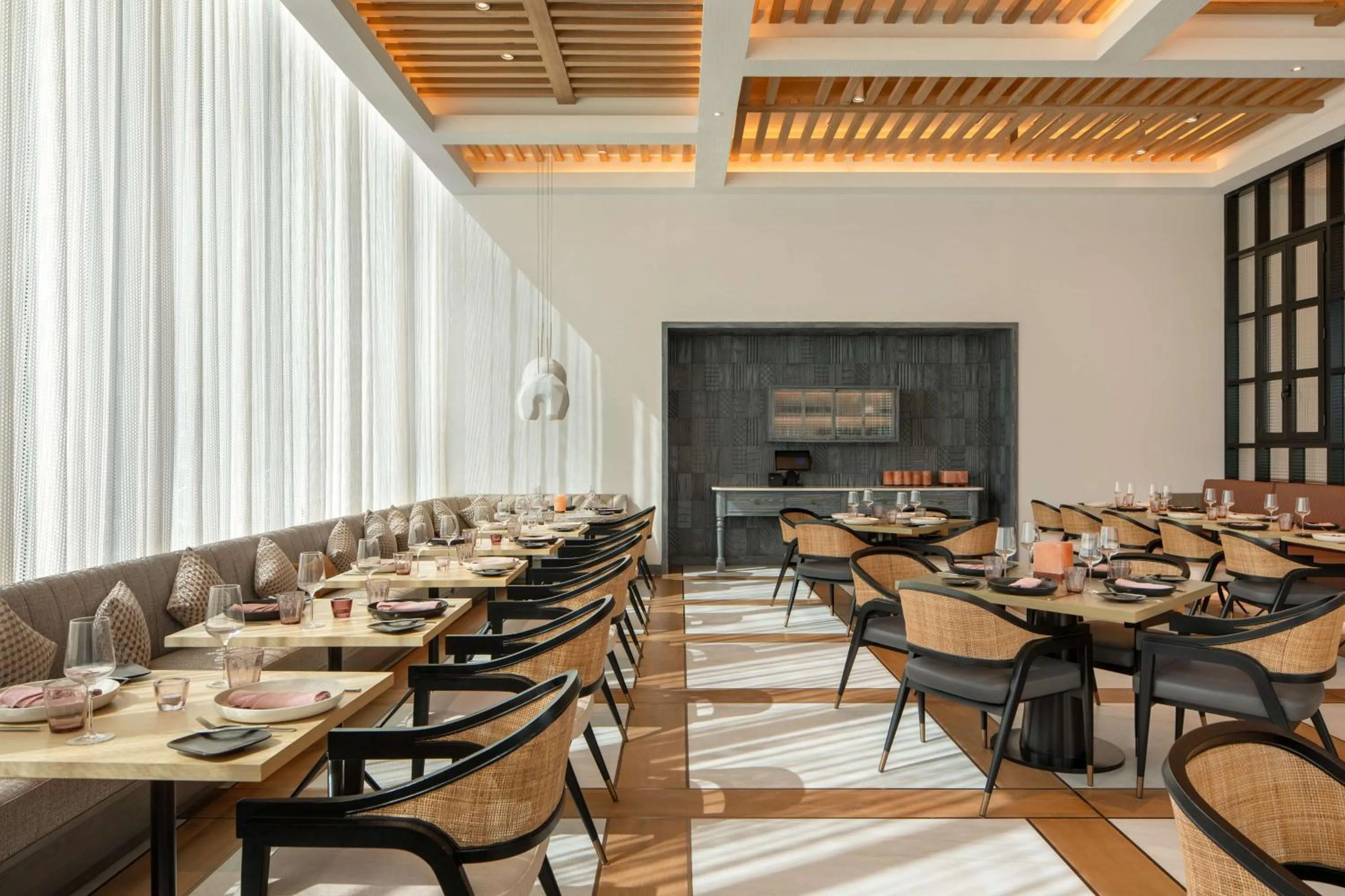 Restaurant/places to eat in Andaz Doha, by Hyatt