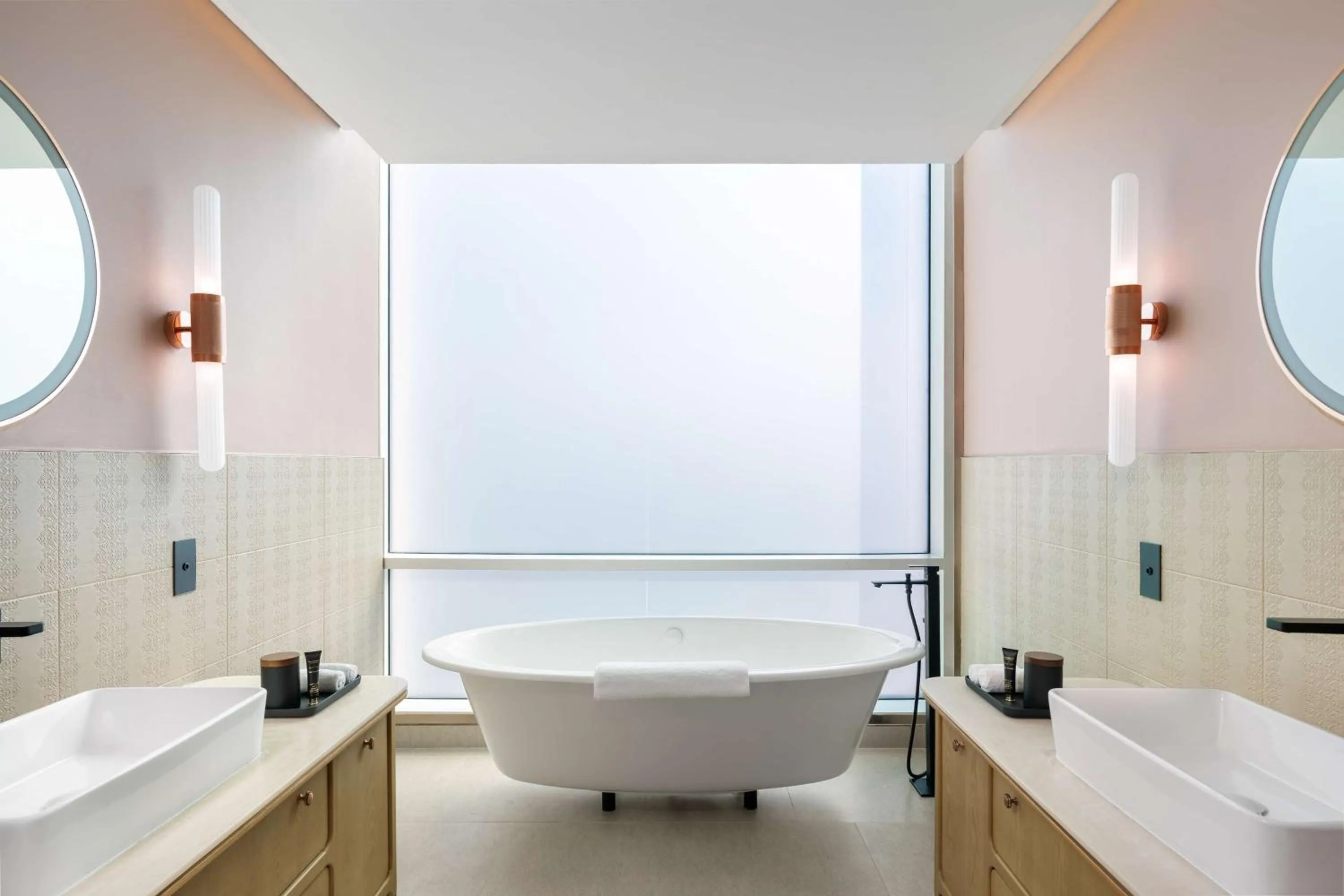 Photo of the whole room in Andaz Doha, by Hyatt