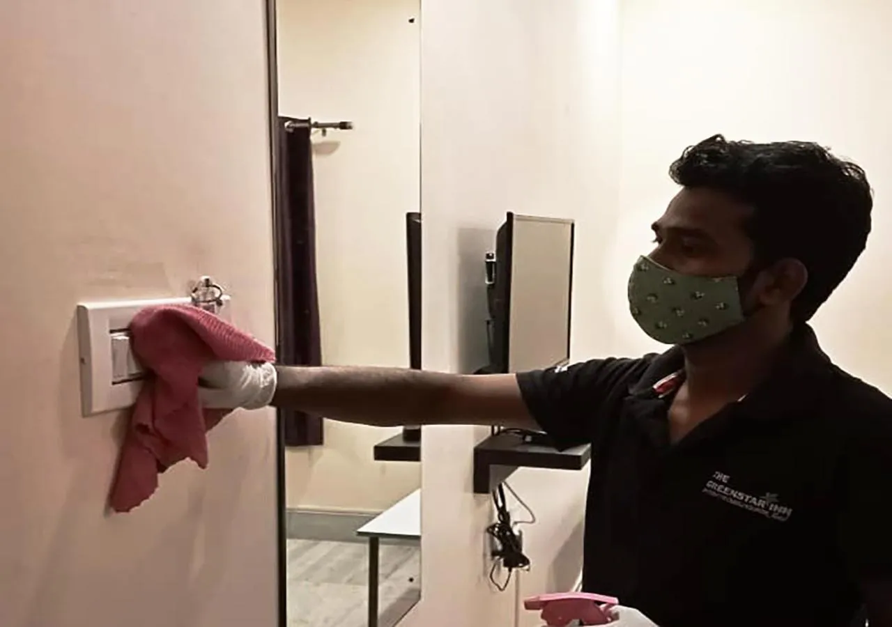 Staff in THE GREENSTAR INN PREMIUM