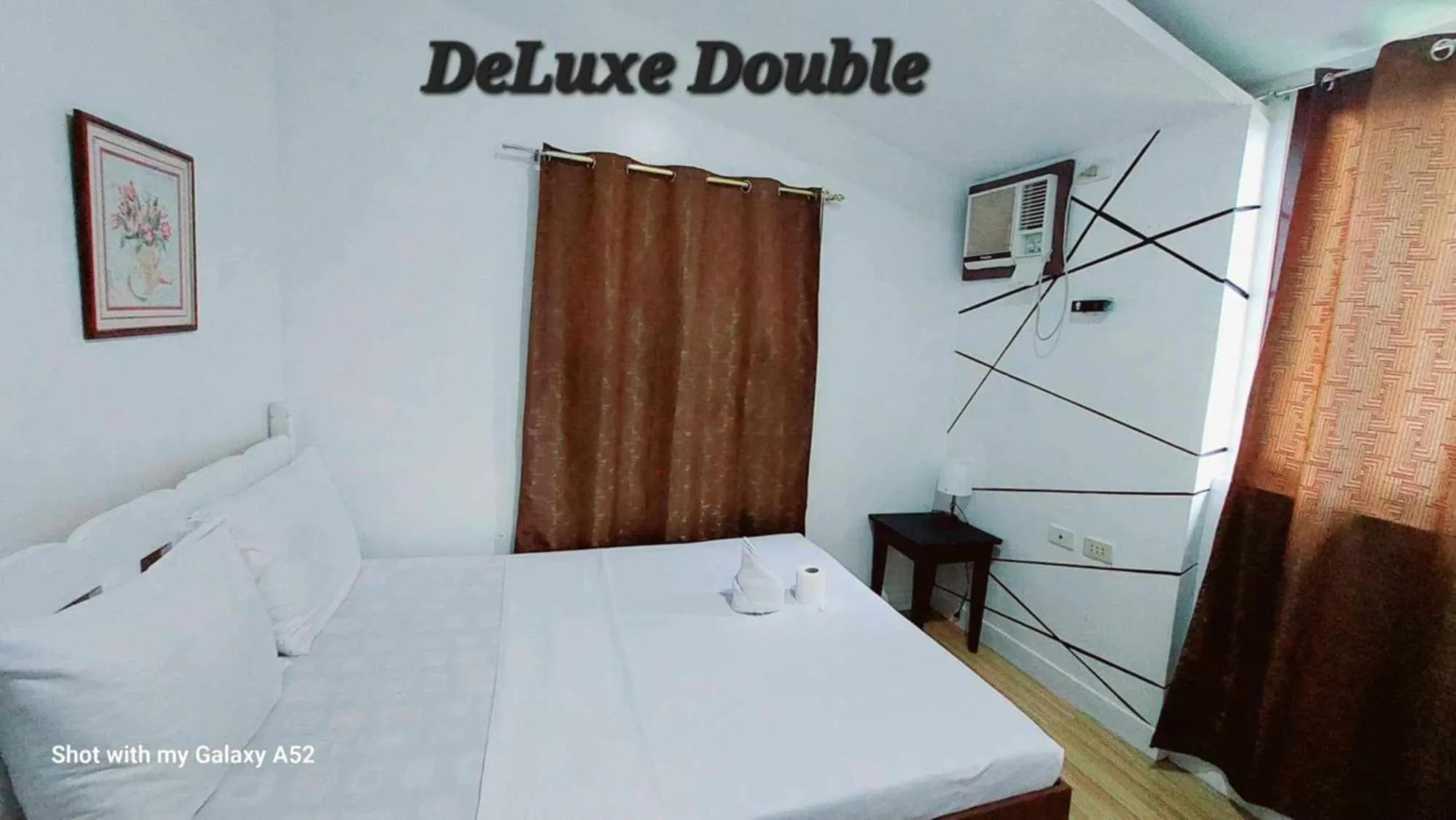 Bed in Island Hop Inn