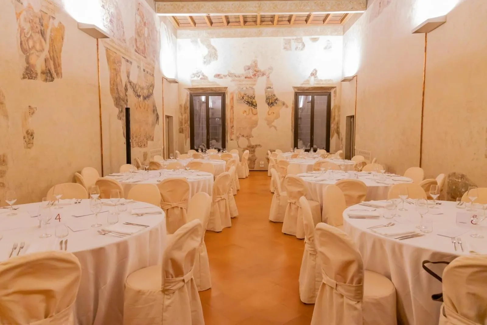 Restaurant/places to eat in Cà Uberti Palace Hotel, MantegnaHotels