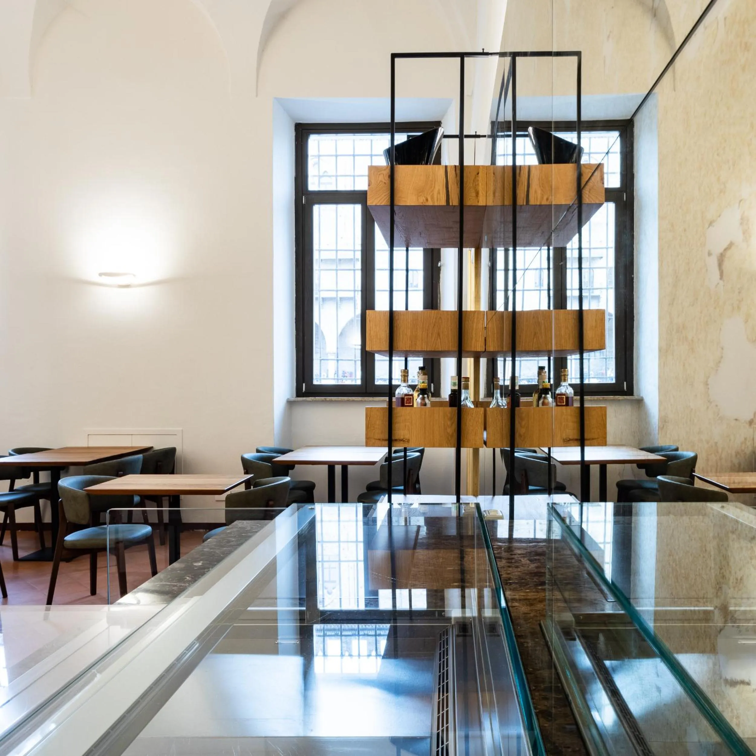 Lounge or bar in Cà Uberti Palace Hotel, MantegnaHotels