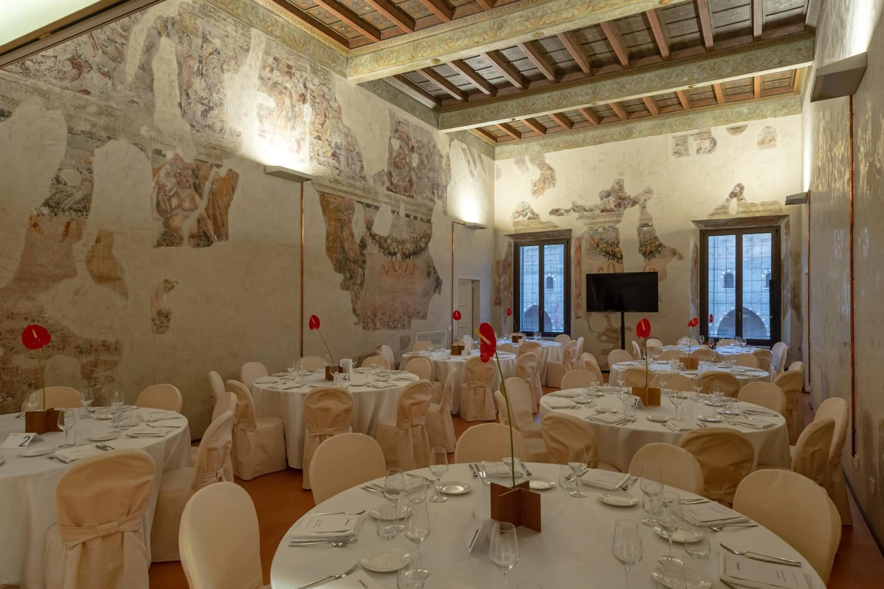 Restaurant/places to eat in Cà Uberti Palace Hotel, MantegnaHotels