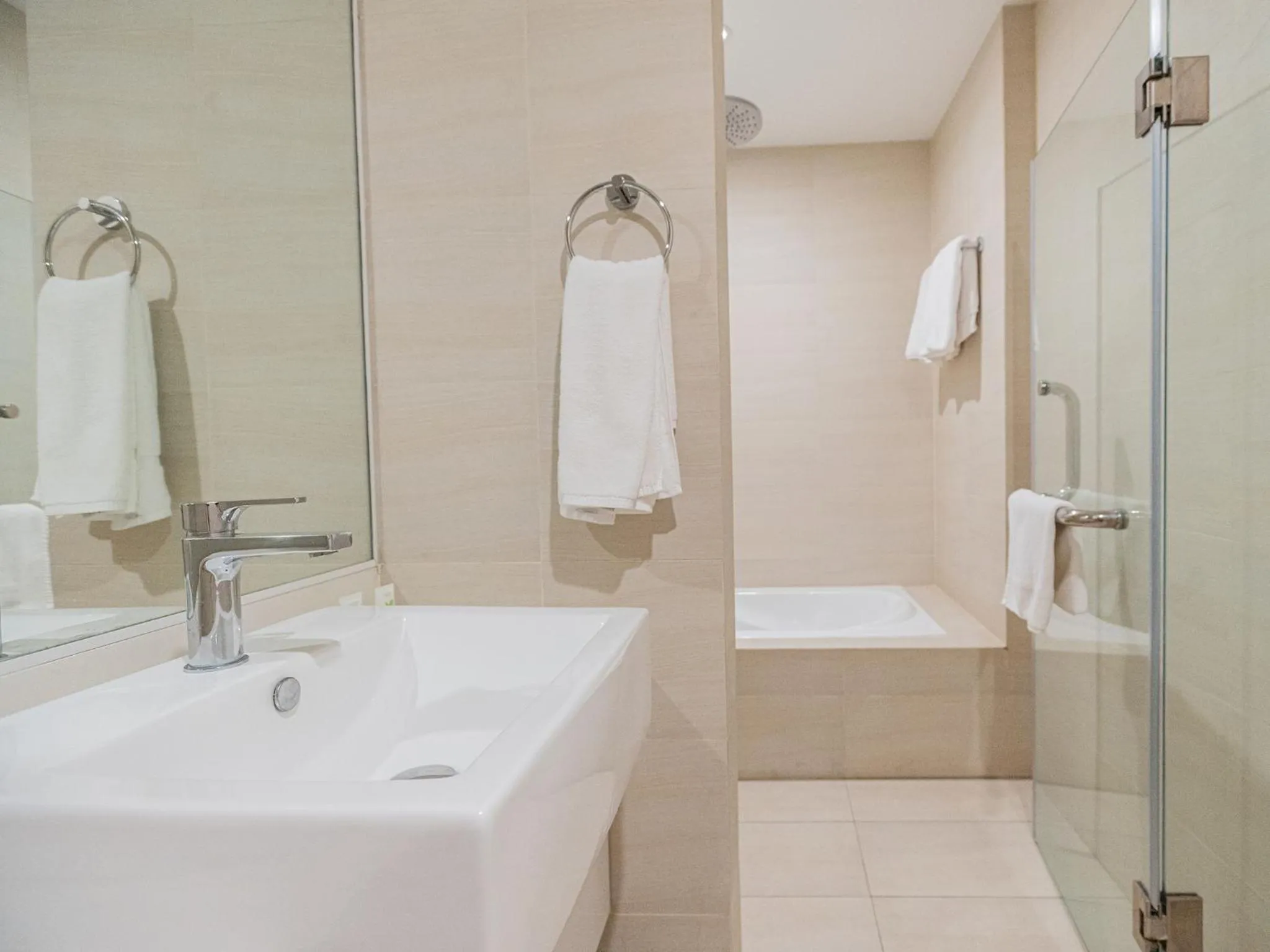 Bathroom in 85 SOHO Hotel & Apartment