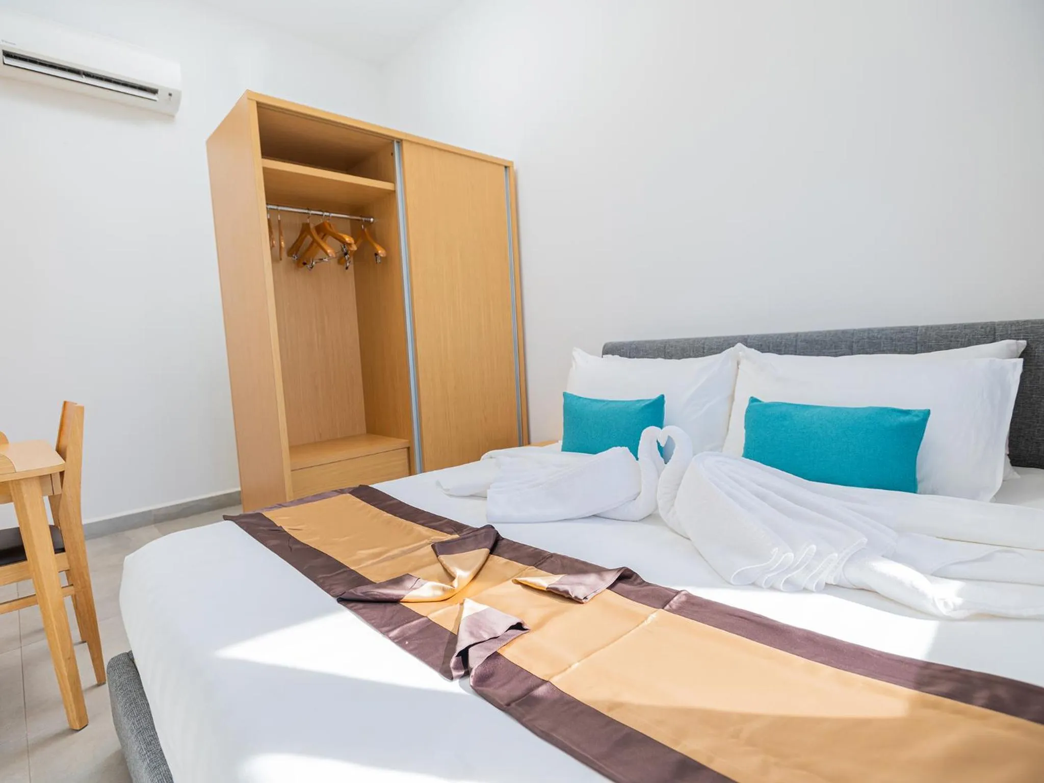 Bed in 85 SOHO Hotel & Apartment