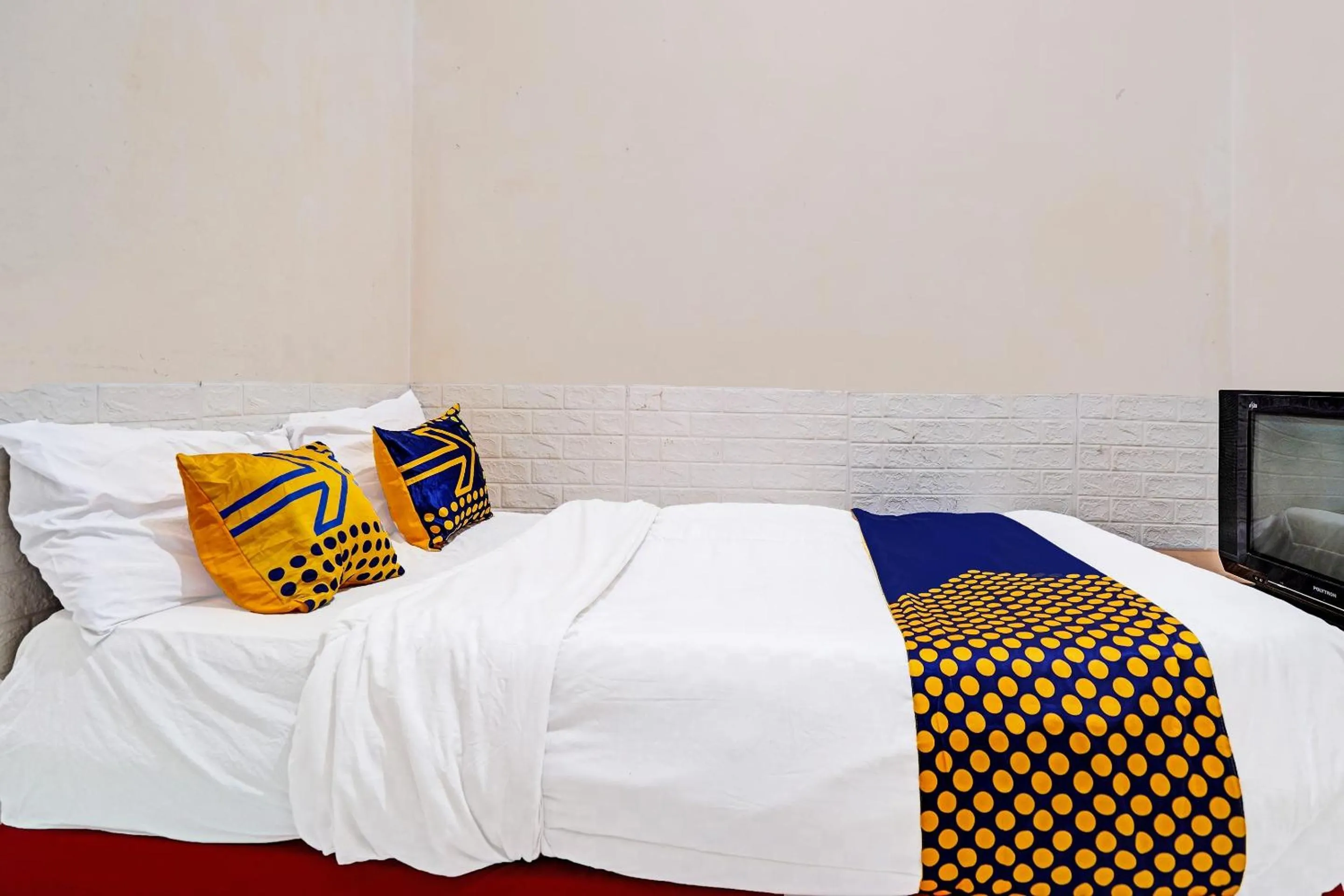 Bedroom, Bed in OYO Life 91589 Bunda Homestay Syariah