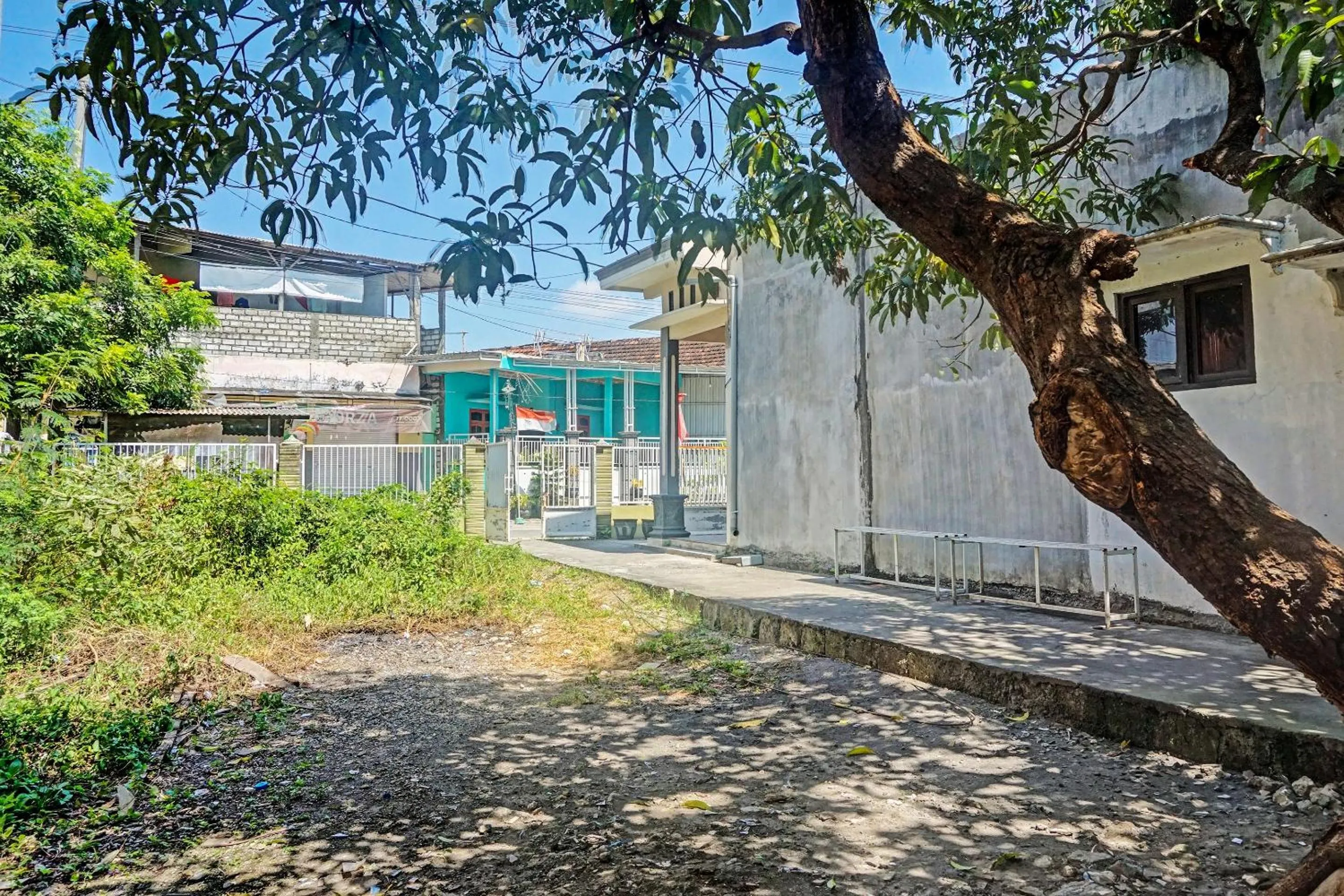 Property building in OYO Life 91600 Syariah Army Kost & Homestay