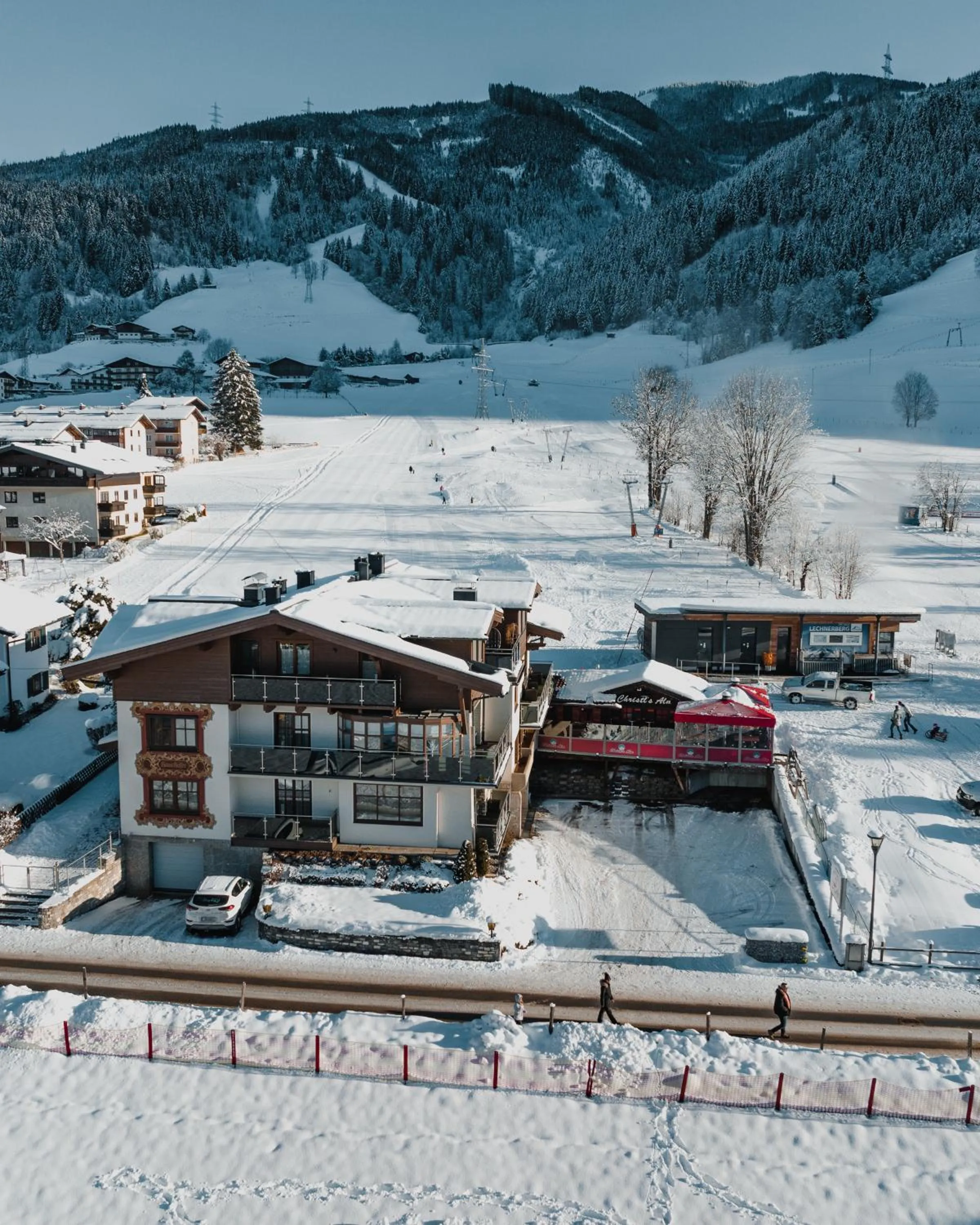 Property building in Appartements by Hofer - Ski-in Ski-out