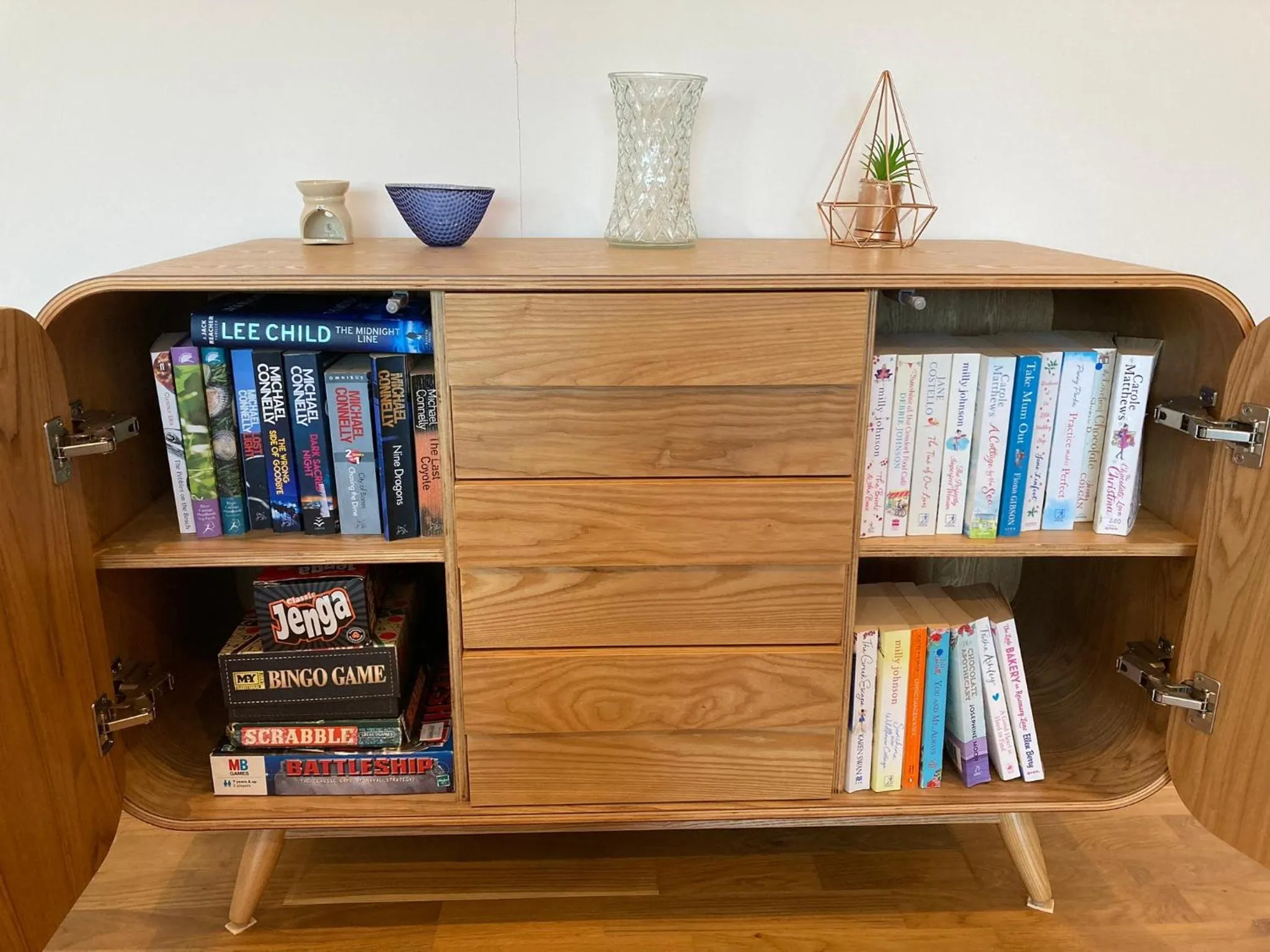 Library in Countryside Annex- Sleeps 2 Free Parking & Garden