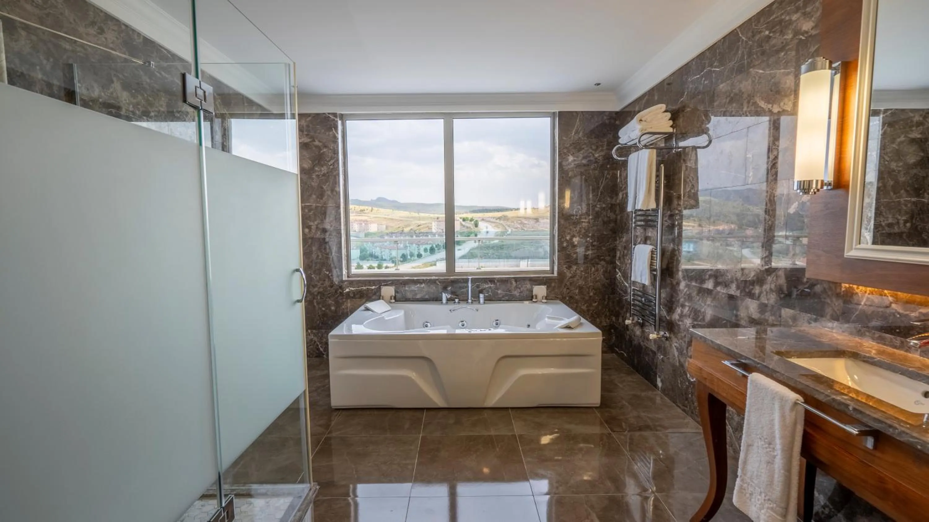 ALUSSO THERMAL HOTEL SPA