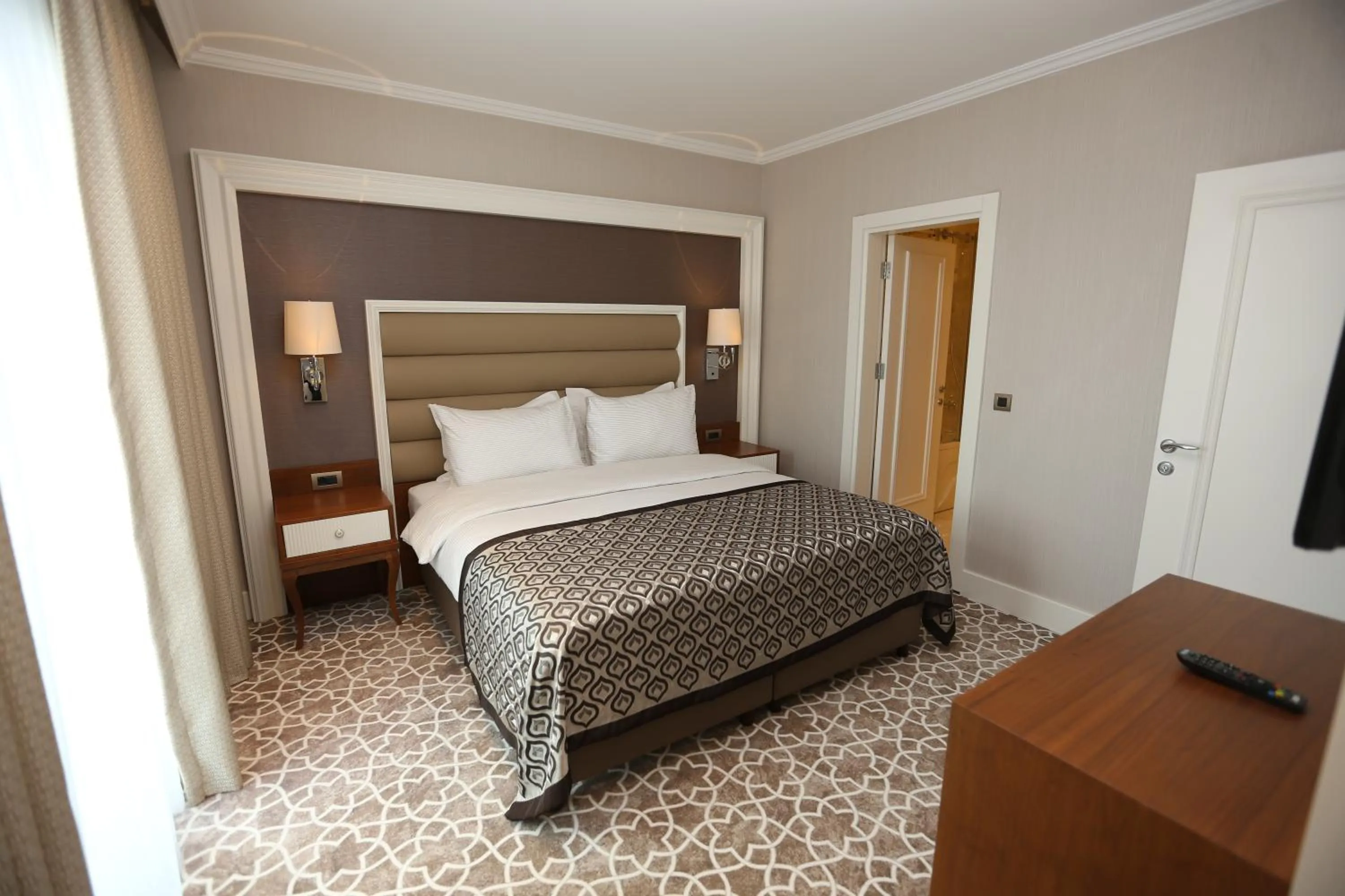 ALUSSO THERMAL HOTEL SPA