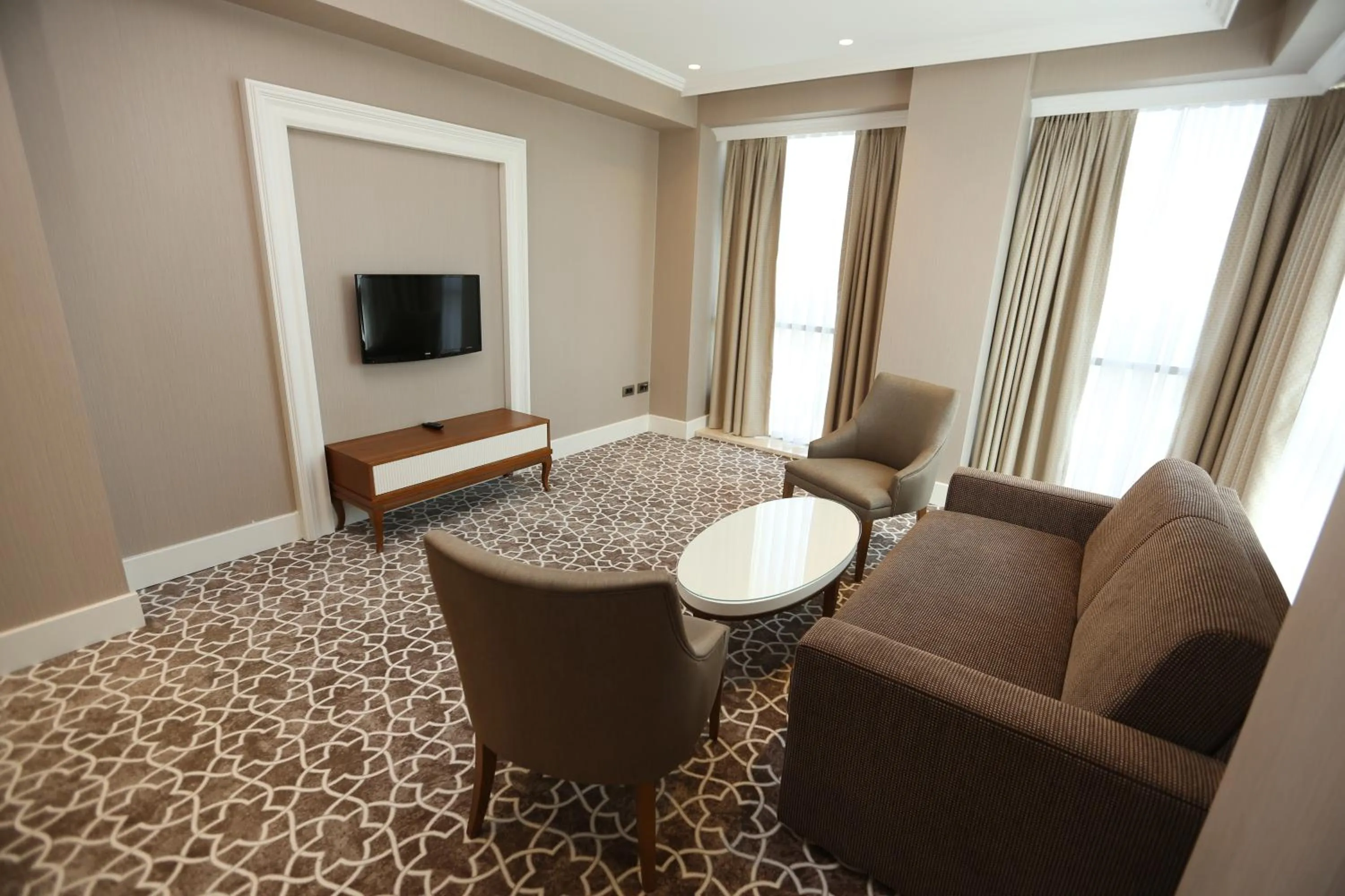 ALUSSO THERMAL HOTEL SPA