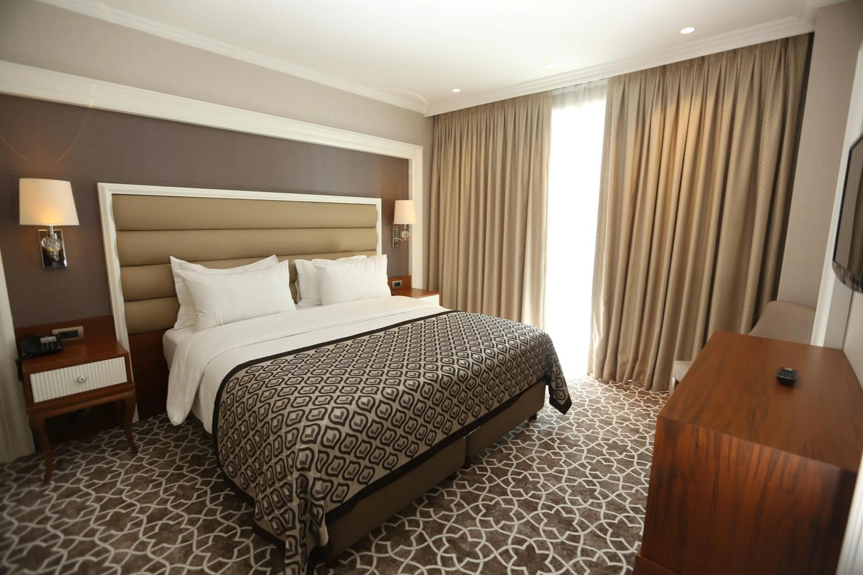 ALUSSO THERMAL HOTEL SPA