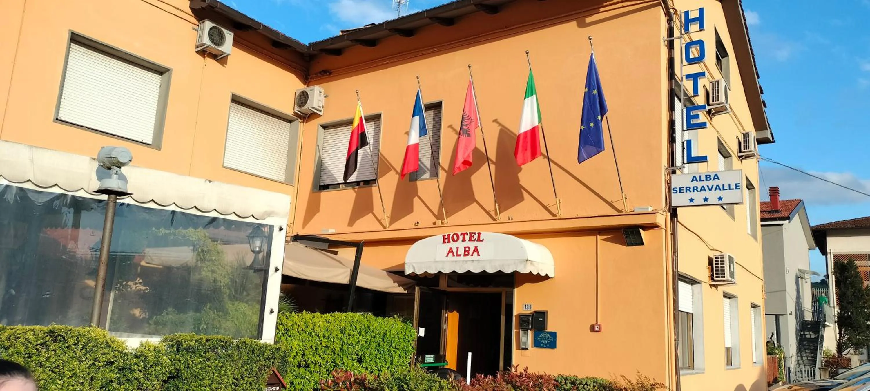 Hotel Alba Serravalle
