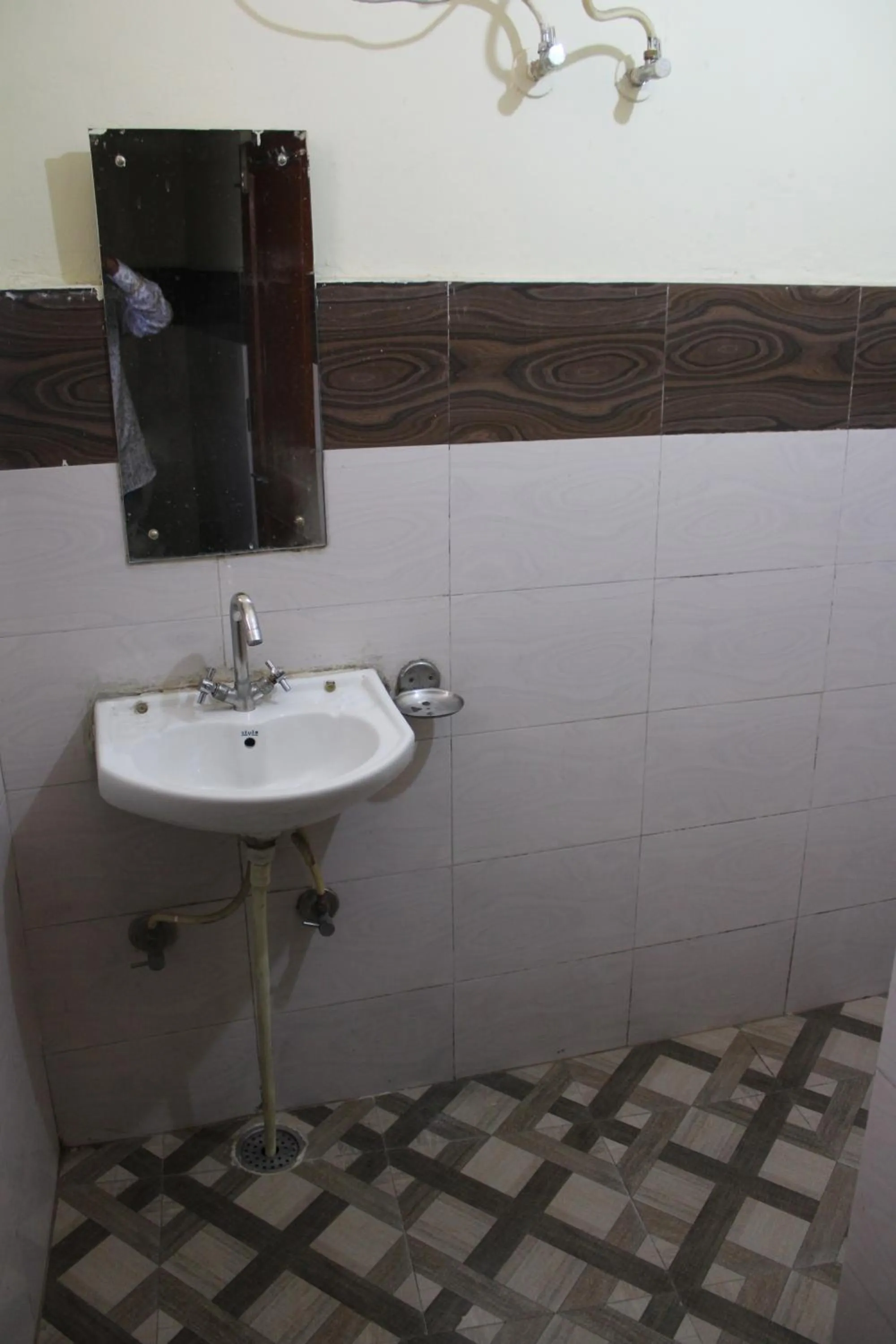 Hotel Royal Plaza, 4 min from Chandigarh Railway Station