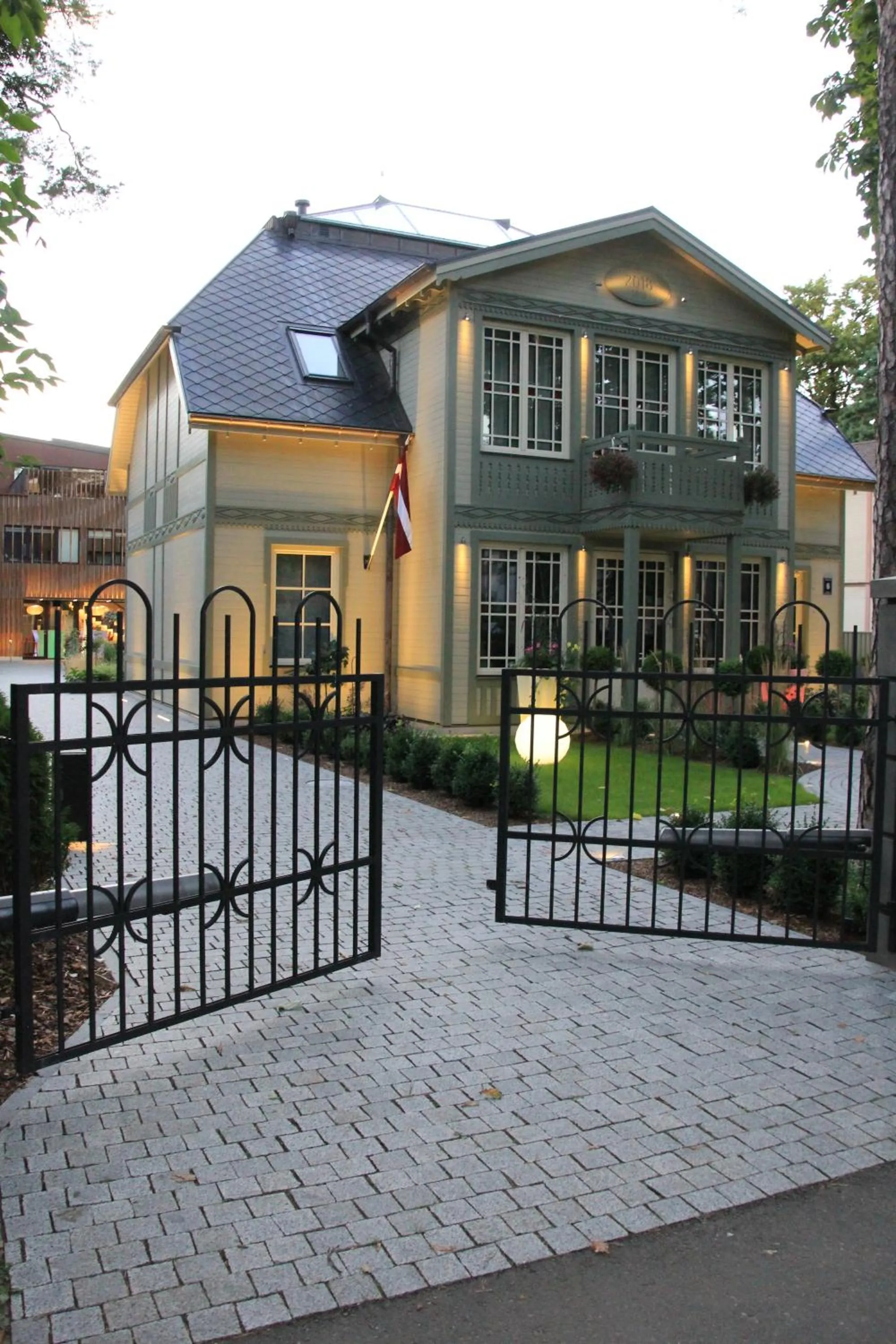 Day in Villa Lettonia