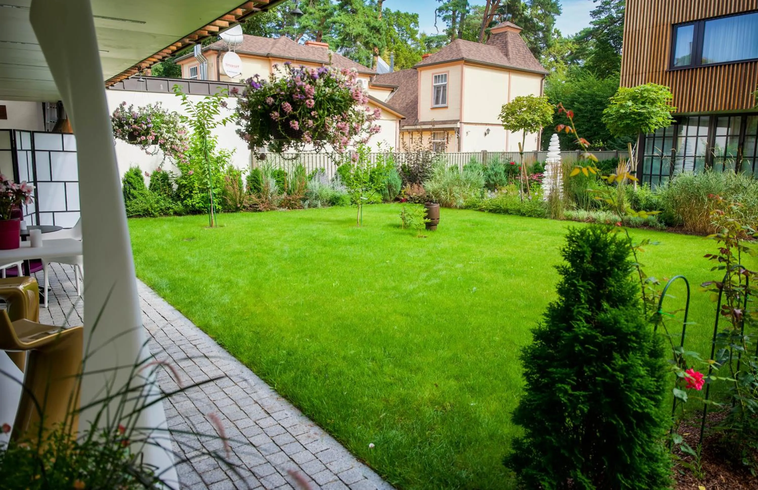 Spring in Villa Lettonia