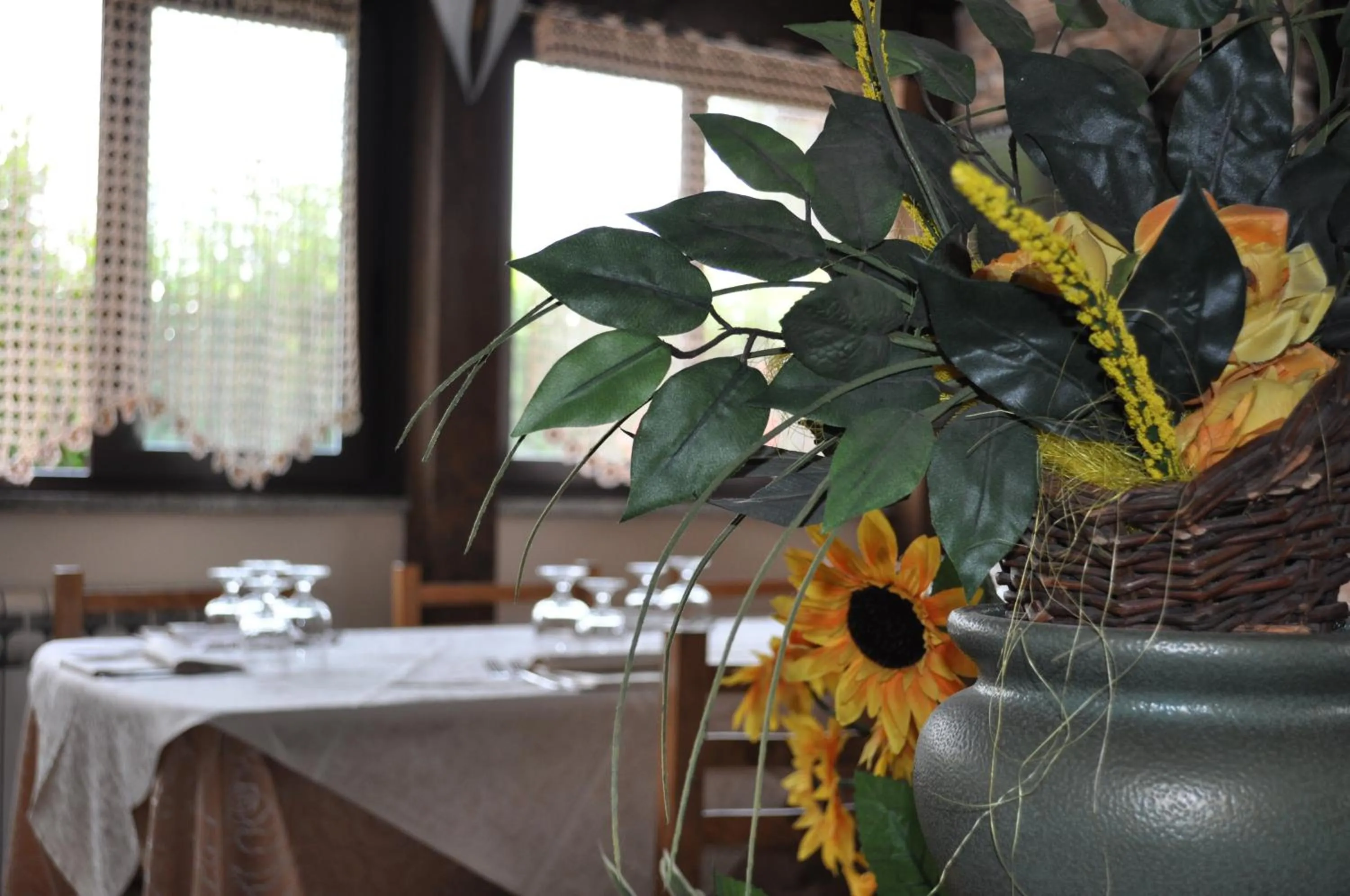 Restaurant/places to eat in Hotel Duca Di Calabria