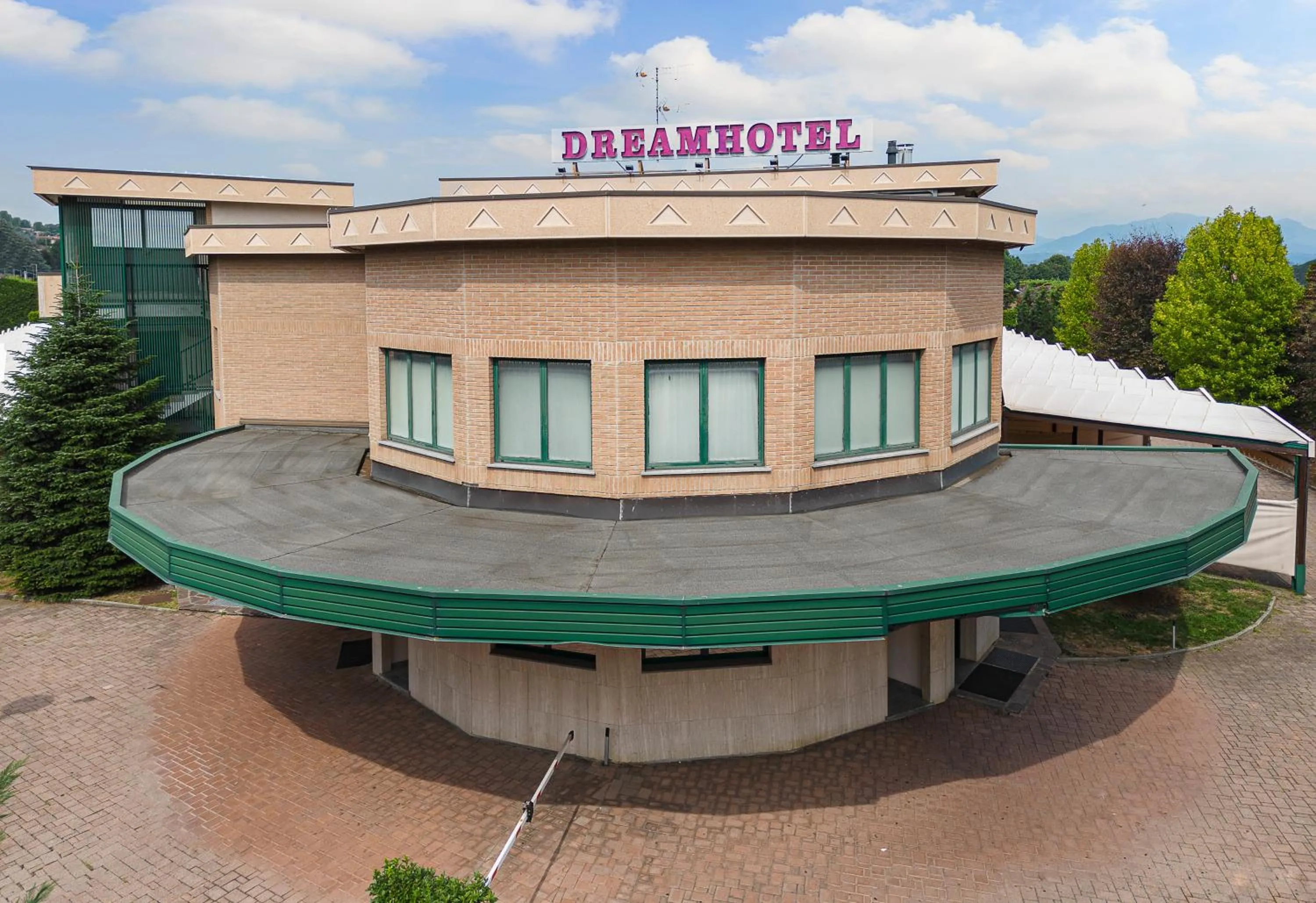 Property building in Dreamhotel