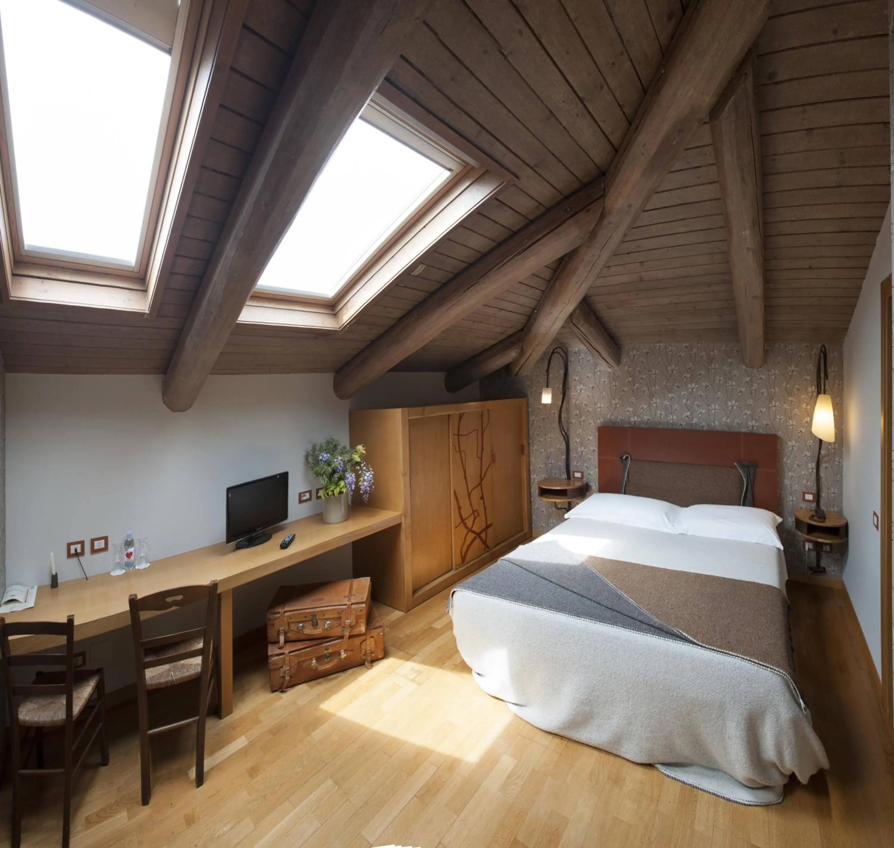 Bedroom in Hotel Langhe