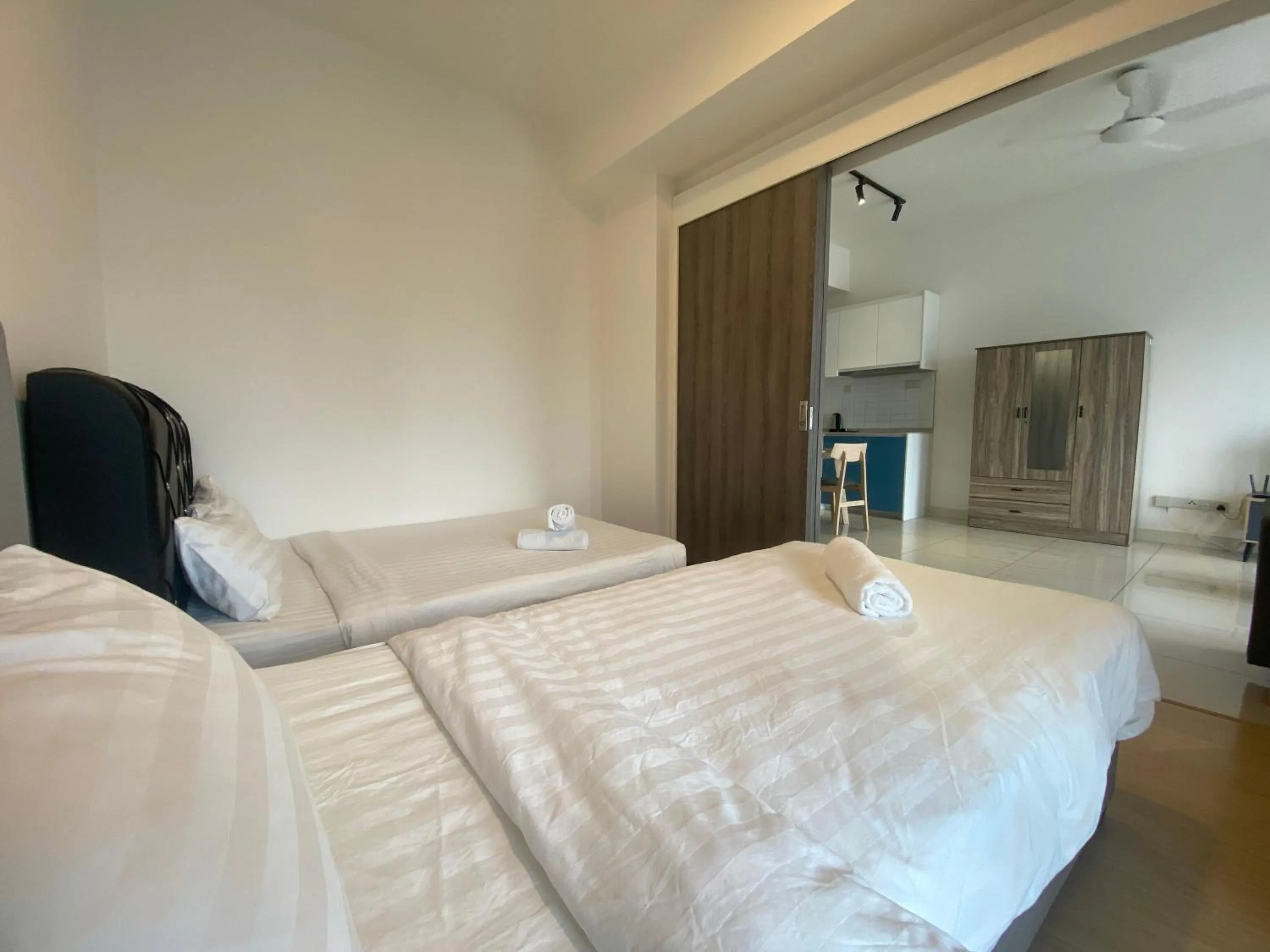 Bed in Infini Suites@ Continew Residence KL