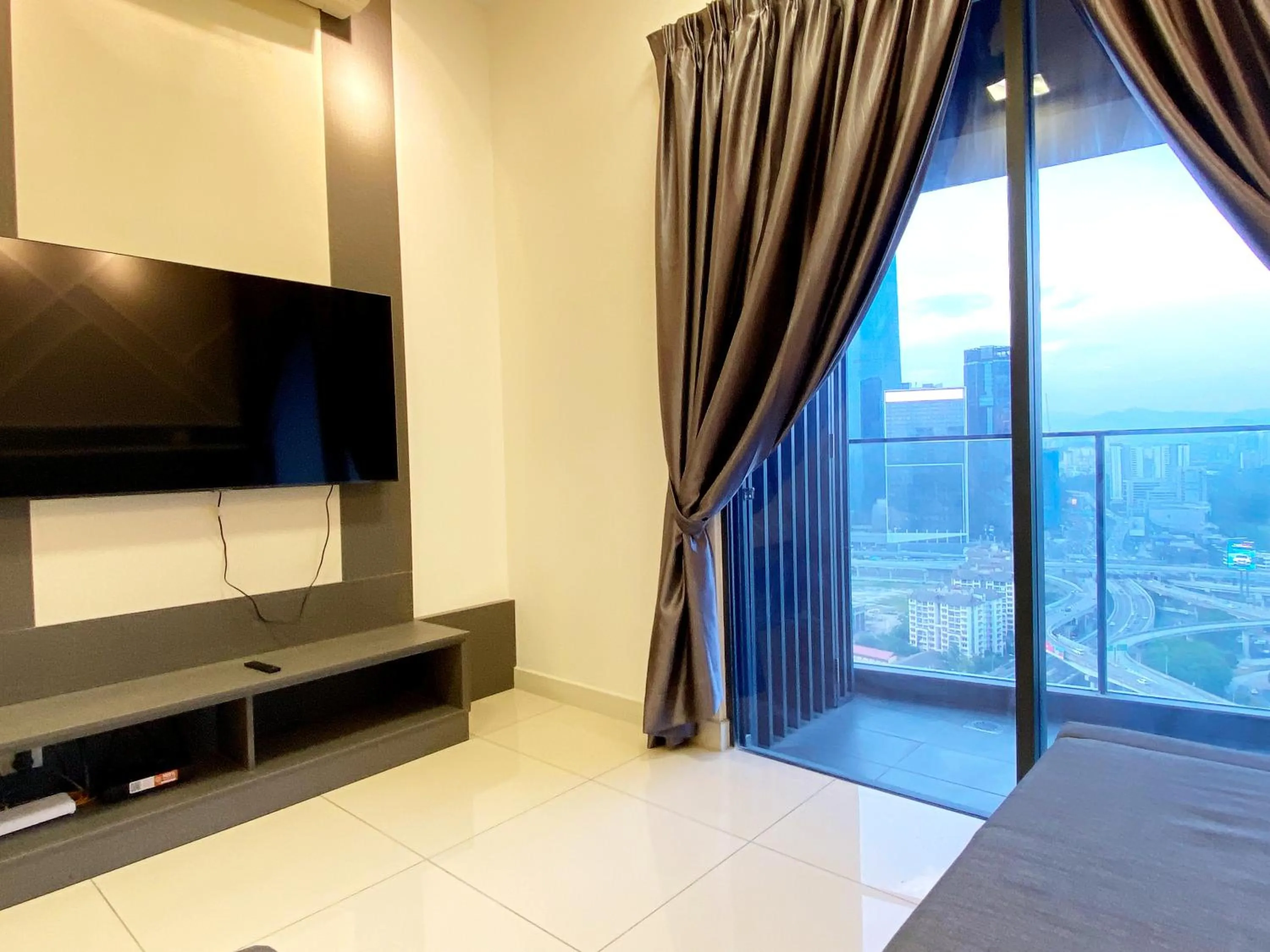 Infini Suites@ Continew Residence KL