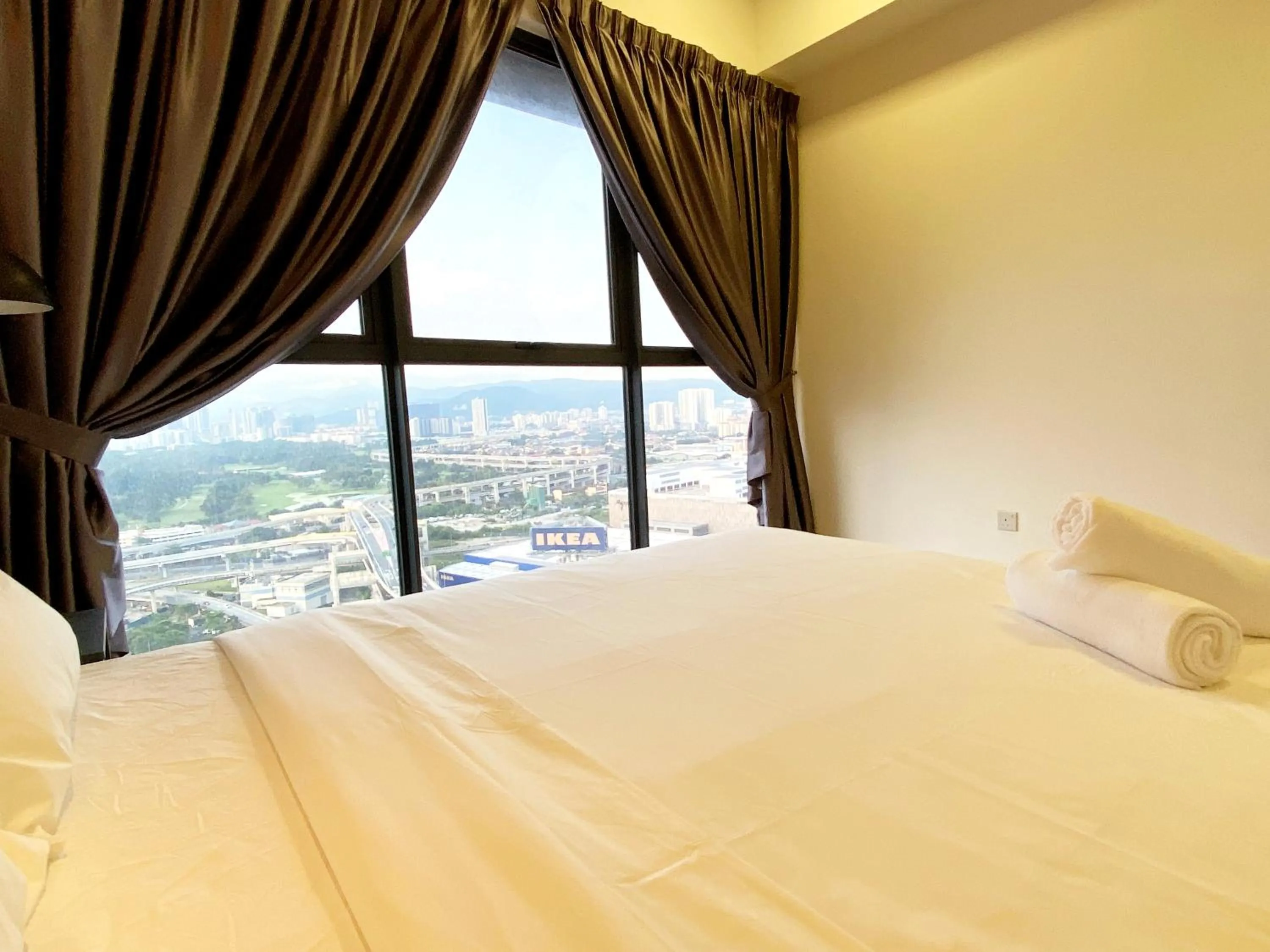 Bed in Infini Suites@ Continew Residence KL