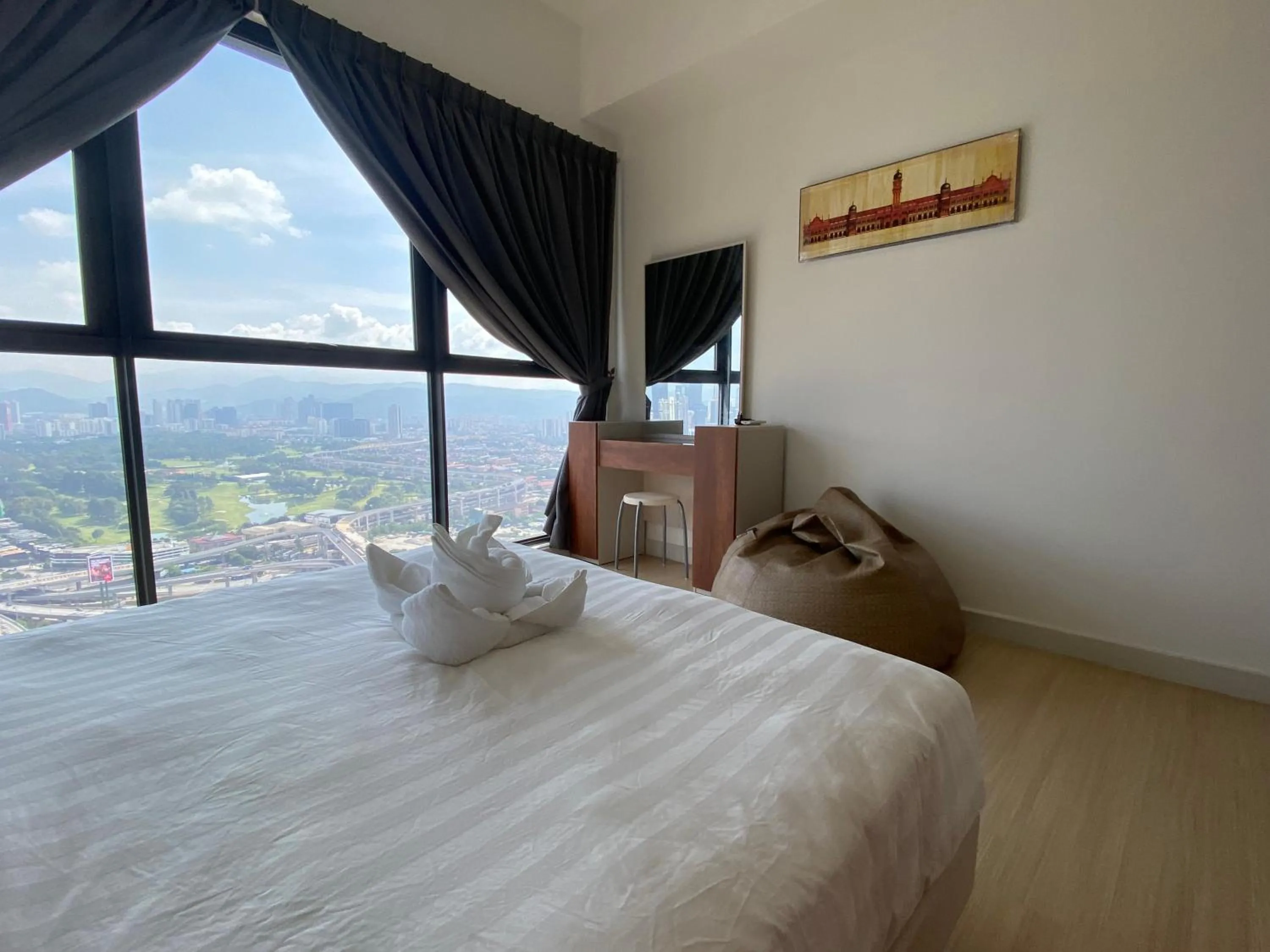 Bed in Infini Suites@ Continew Residence KL