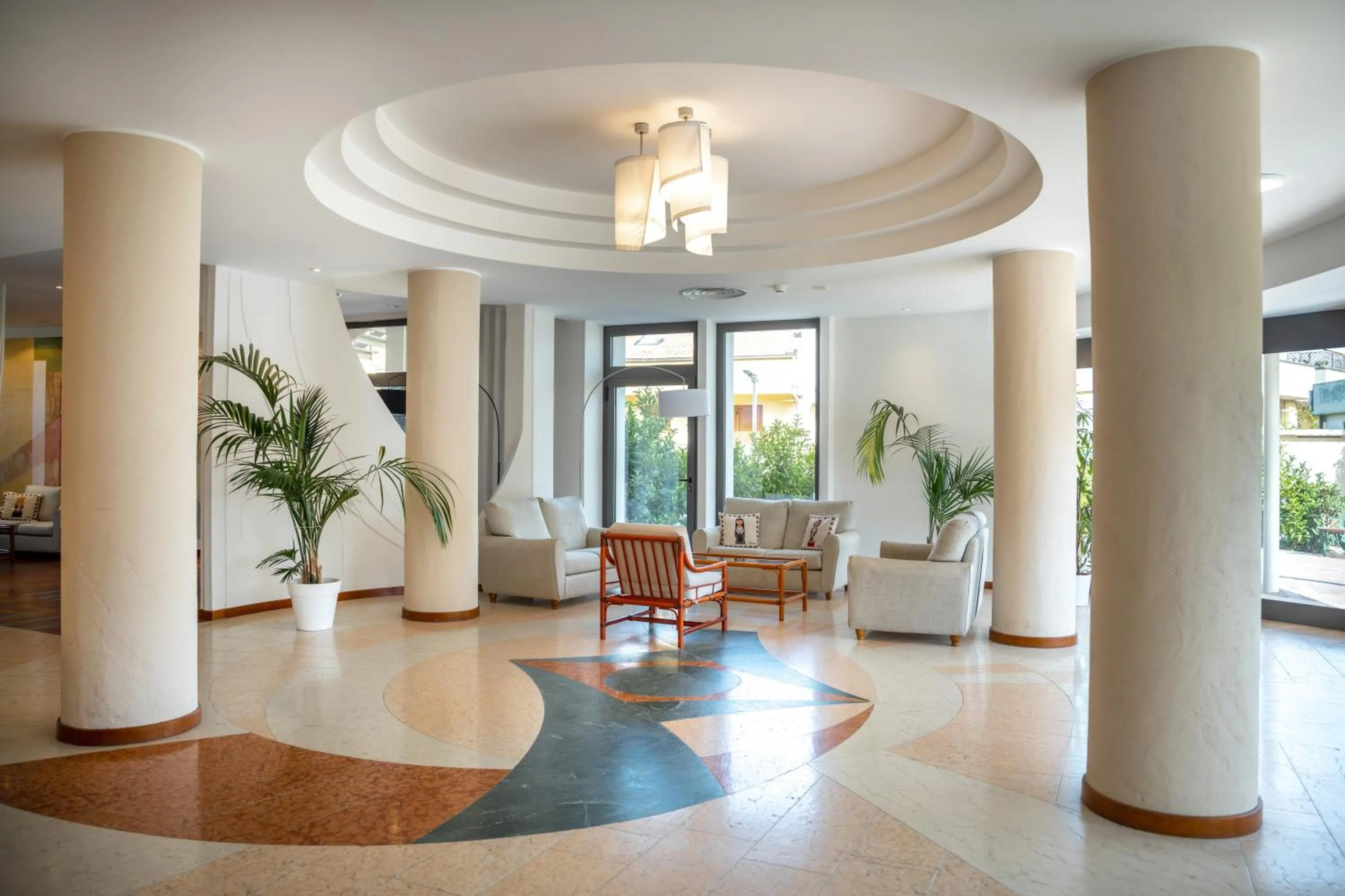 Seating area in Hotel Carlo Felice Sassari