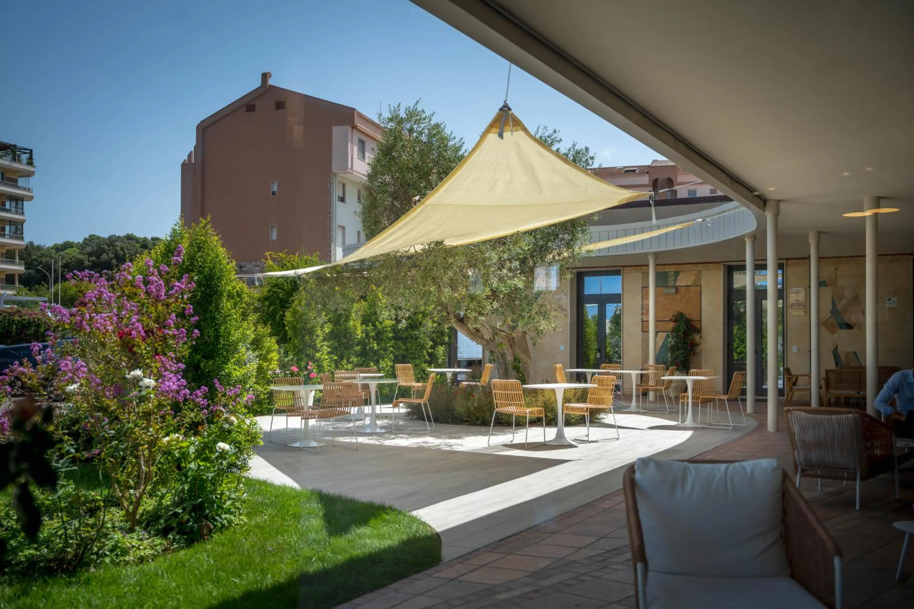 Property building in Hotel Carlo Felice Sassari