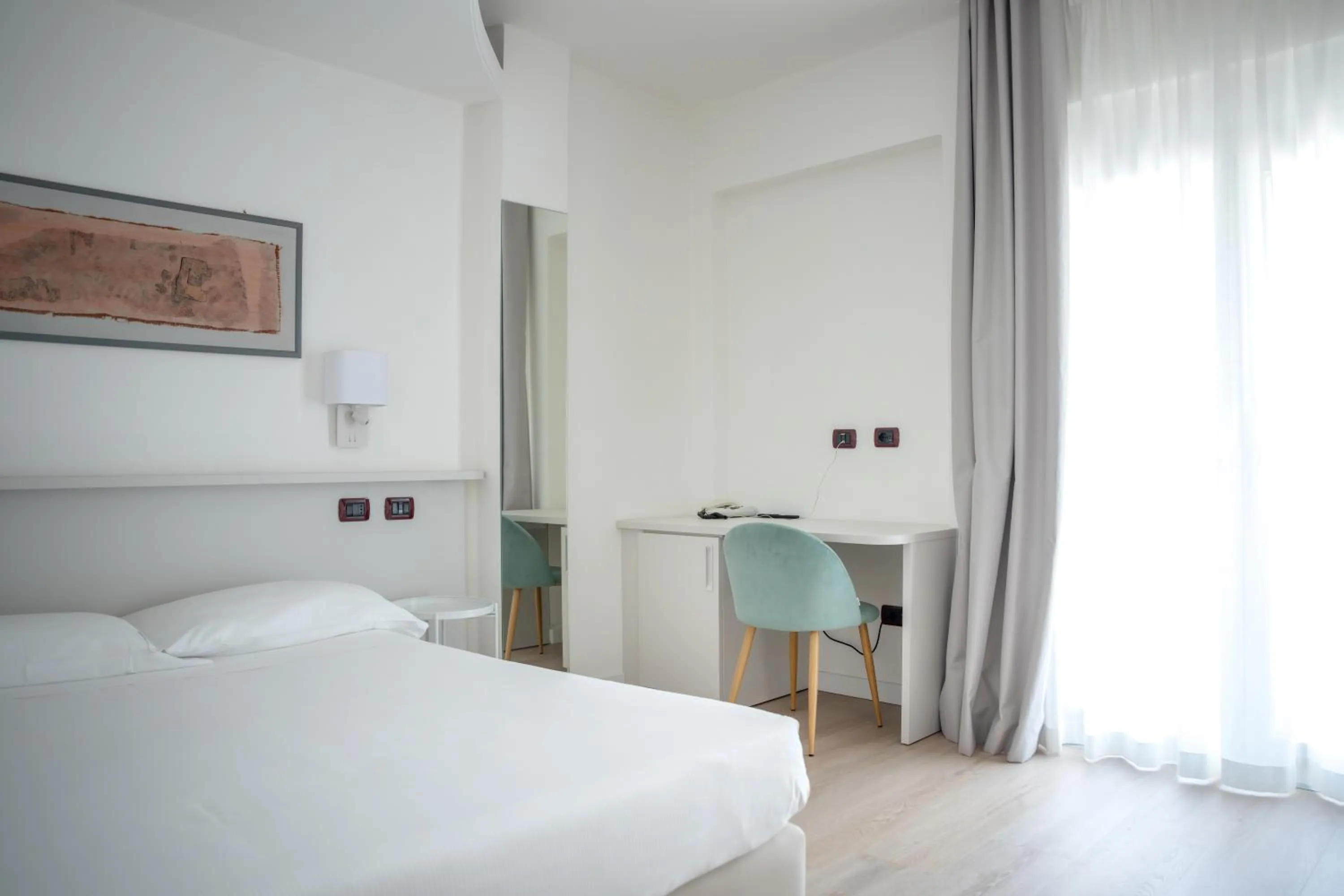 Bedroom, Bed in Hotel Carlo Felice Sassari