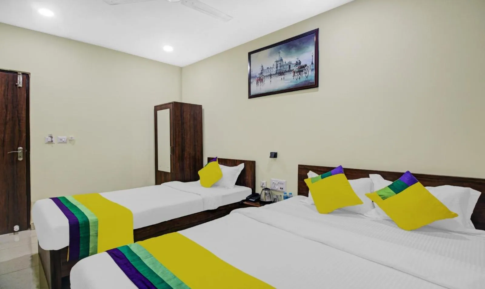 Bed in Hotel Park Central