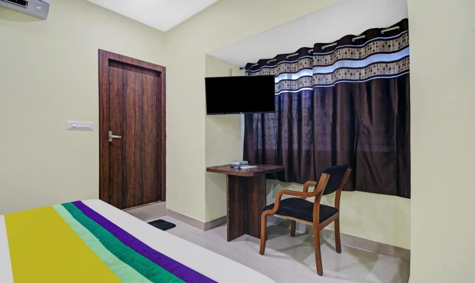 Bedroom, Bed in Hotel Park Central