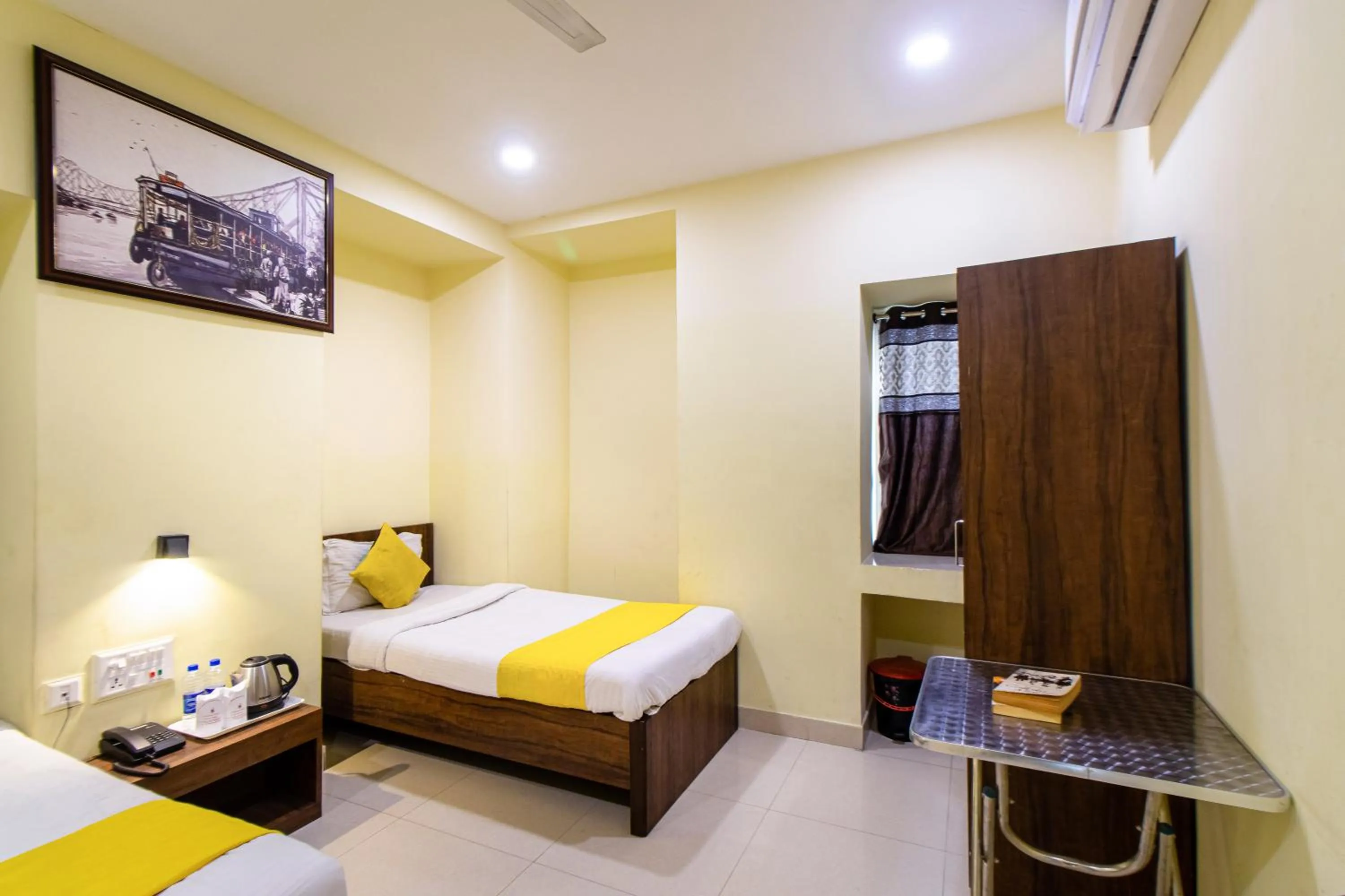 Bed in Hotel Park Central