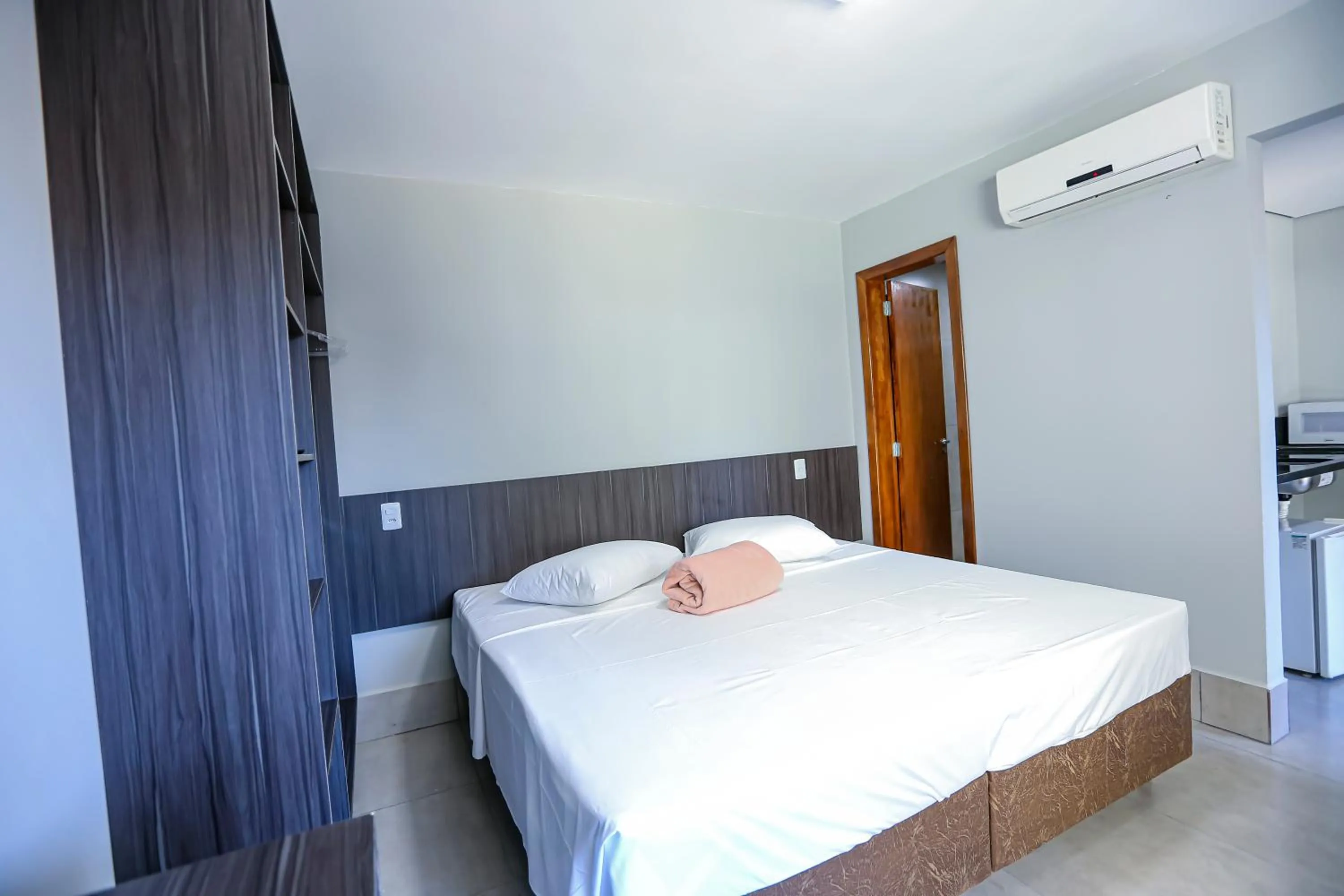 Photo of the whole room, Bed in Vila Nóbrega Residencial