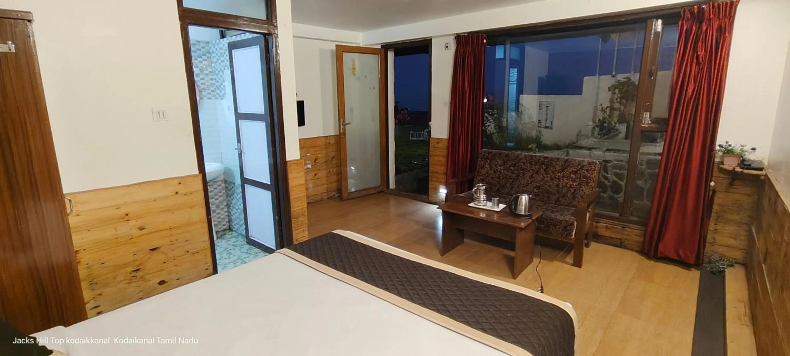 View (from property/room), Bed in The Jacks Hilltop Resort Kodaikanal