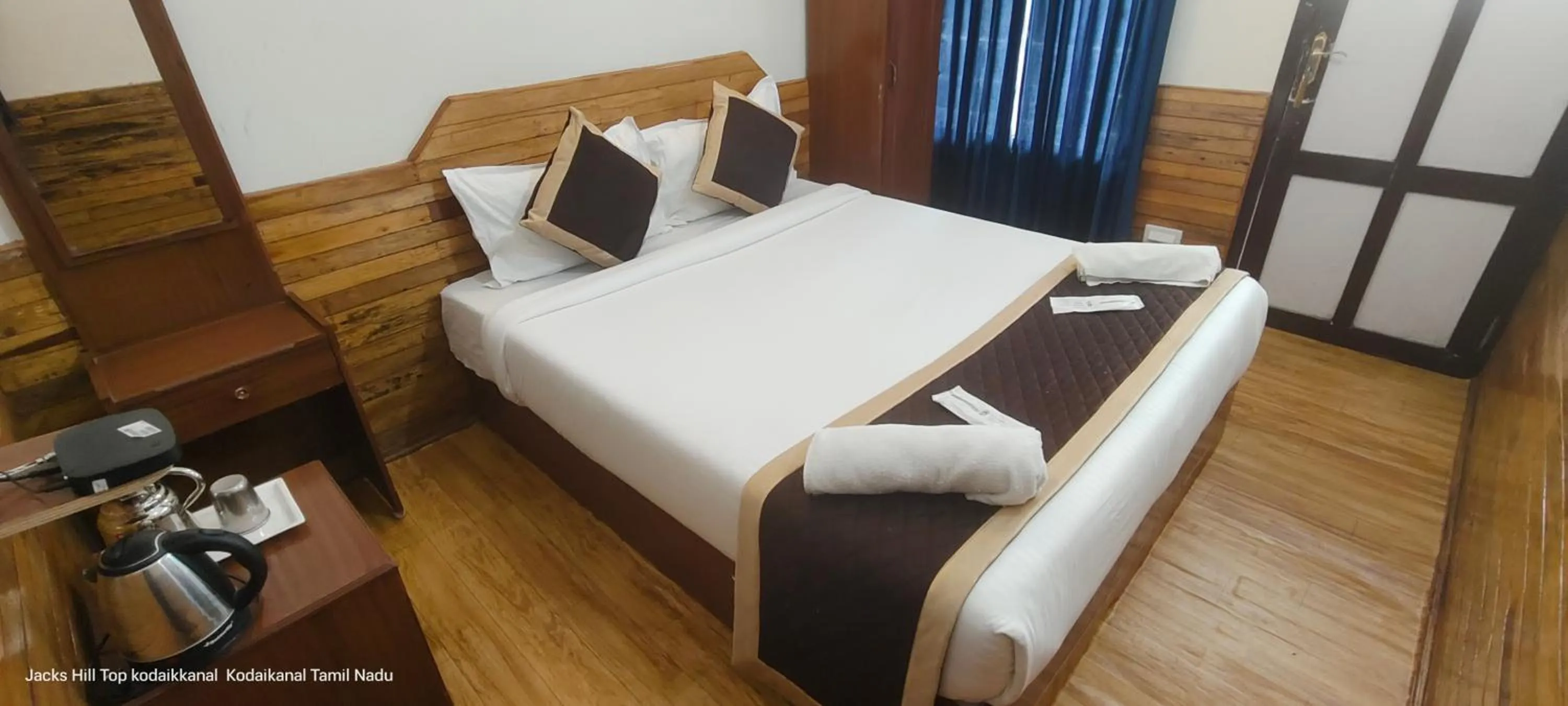 Bed in The Jacks Hilltop Resort Kodaikanal