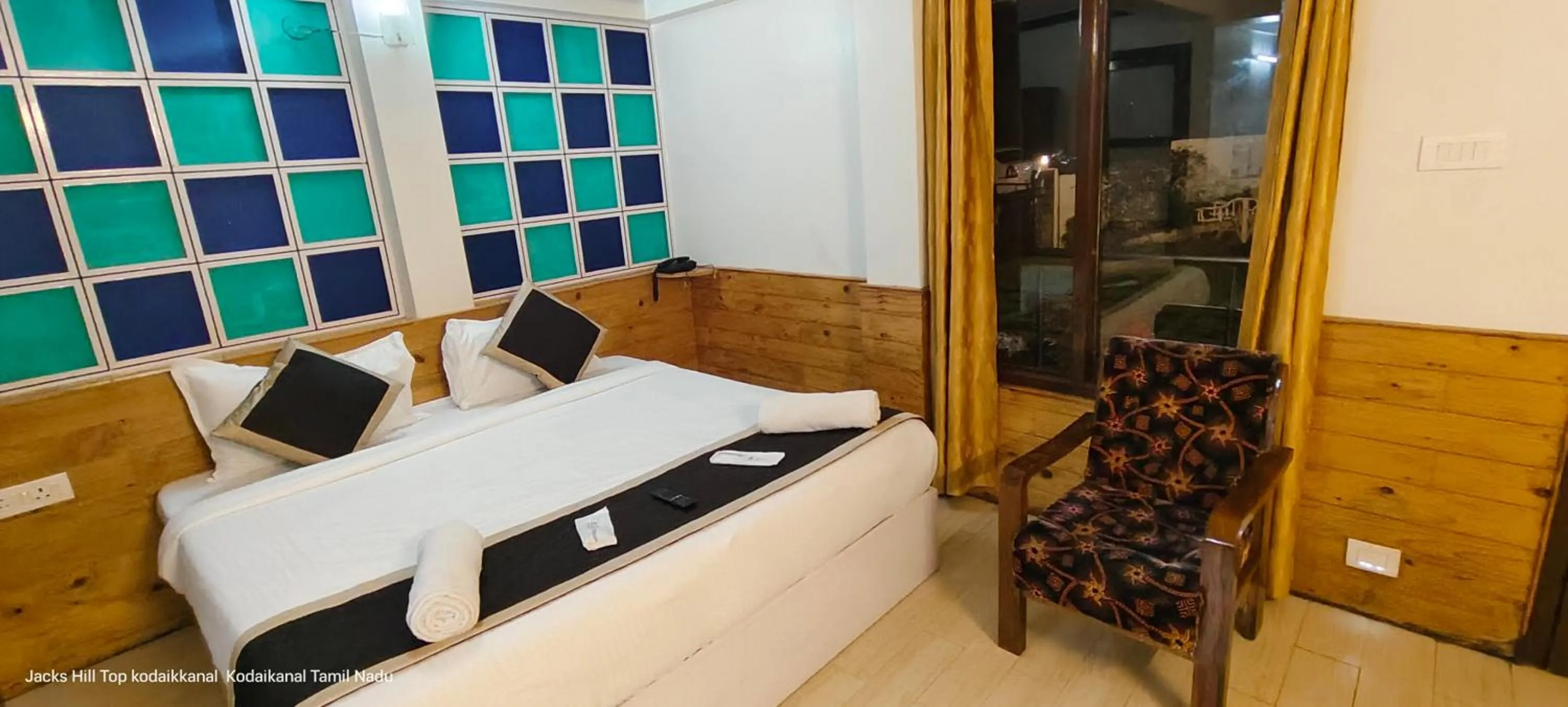 Bed in The Jacks Hilltop Resort Kodaikanal