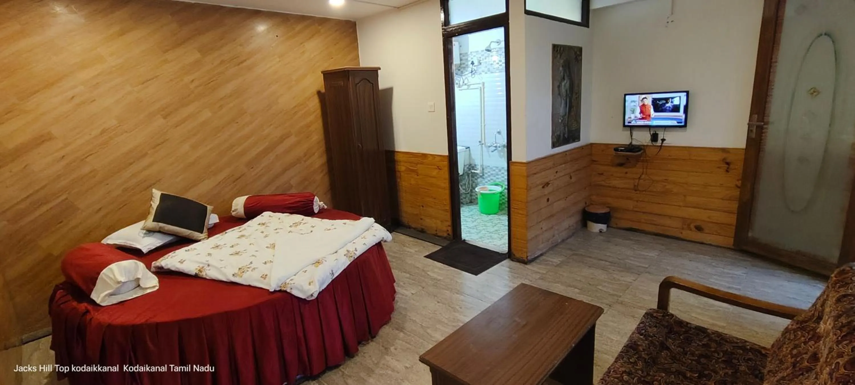 Bed in The Jacks Hilltop Resort Kodaikanal