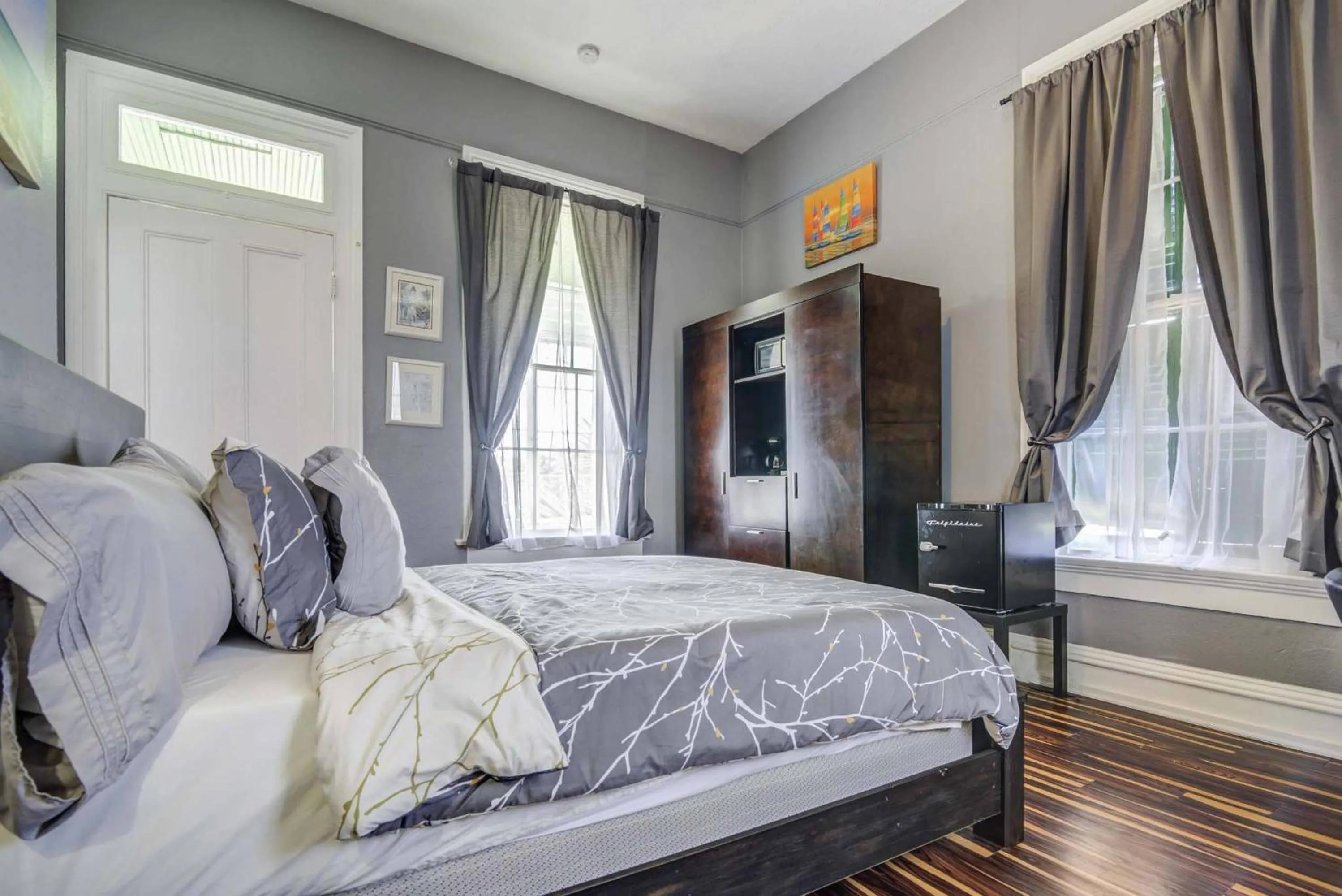 Bedroom, Bed in The George Manor