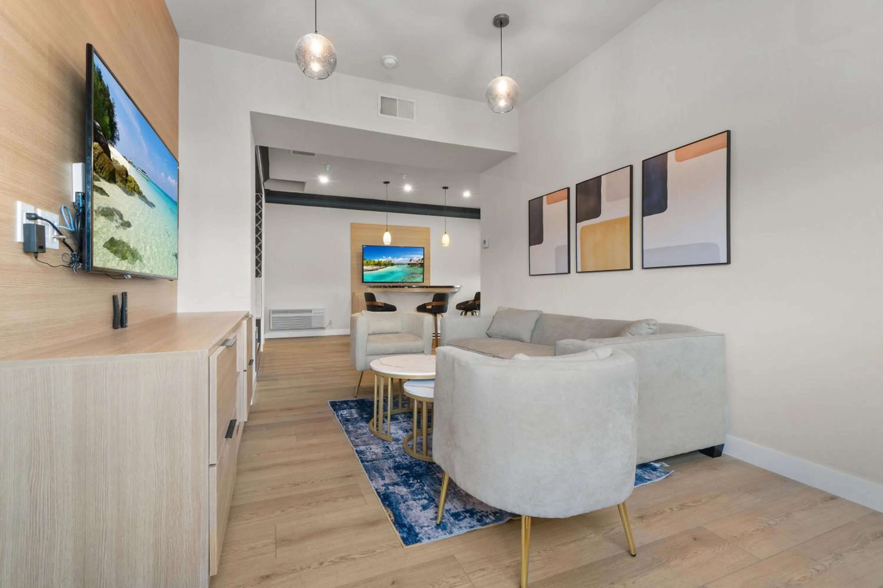 Aspire Inn Studios & Spas