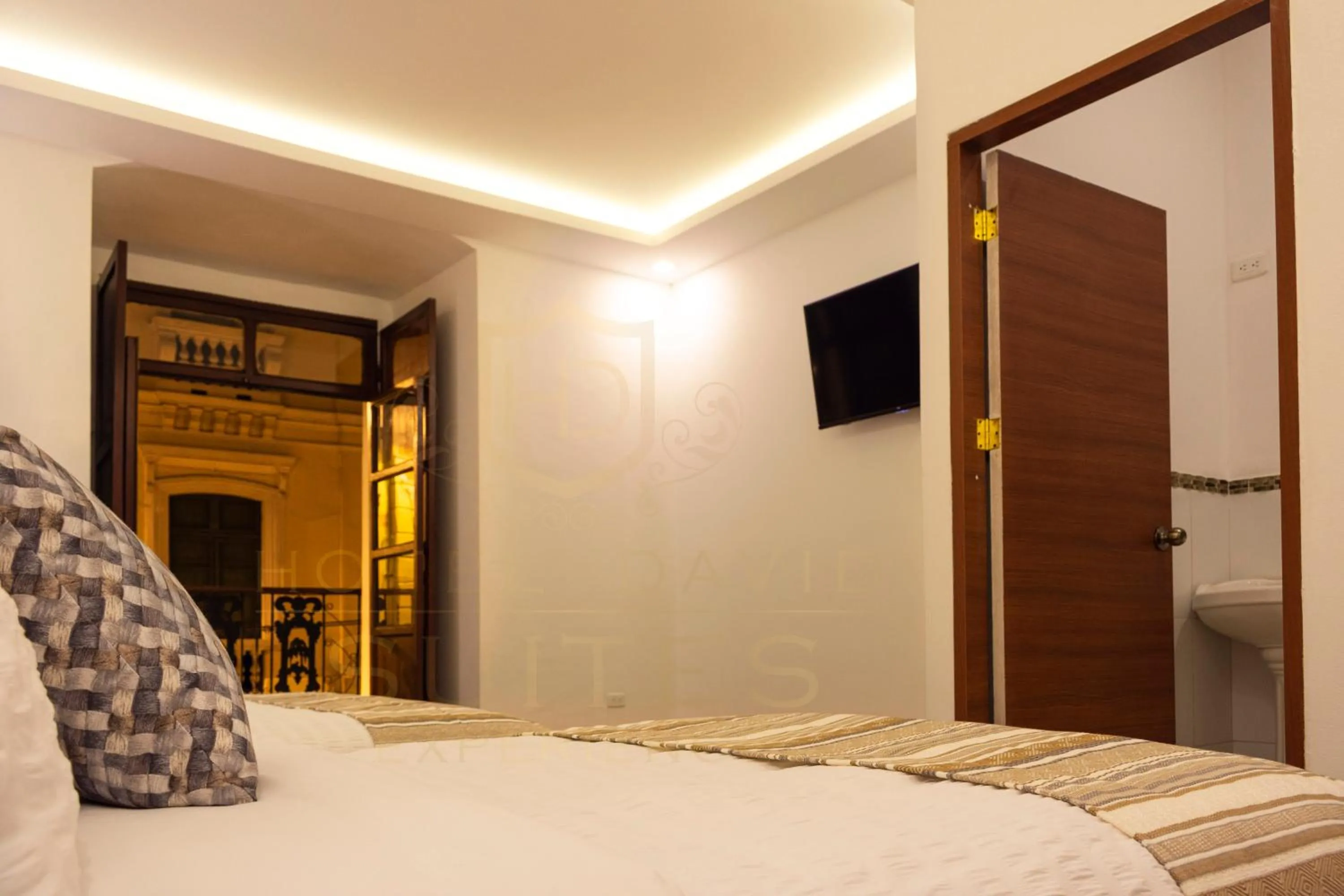 Bed in Suites Experience by Hotel David