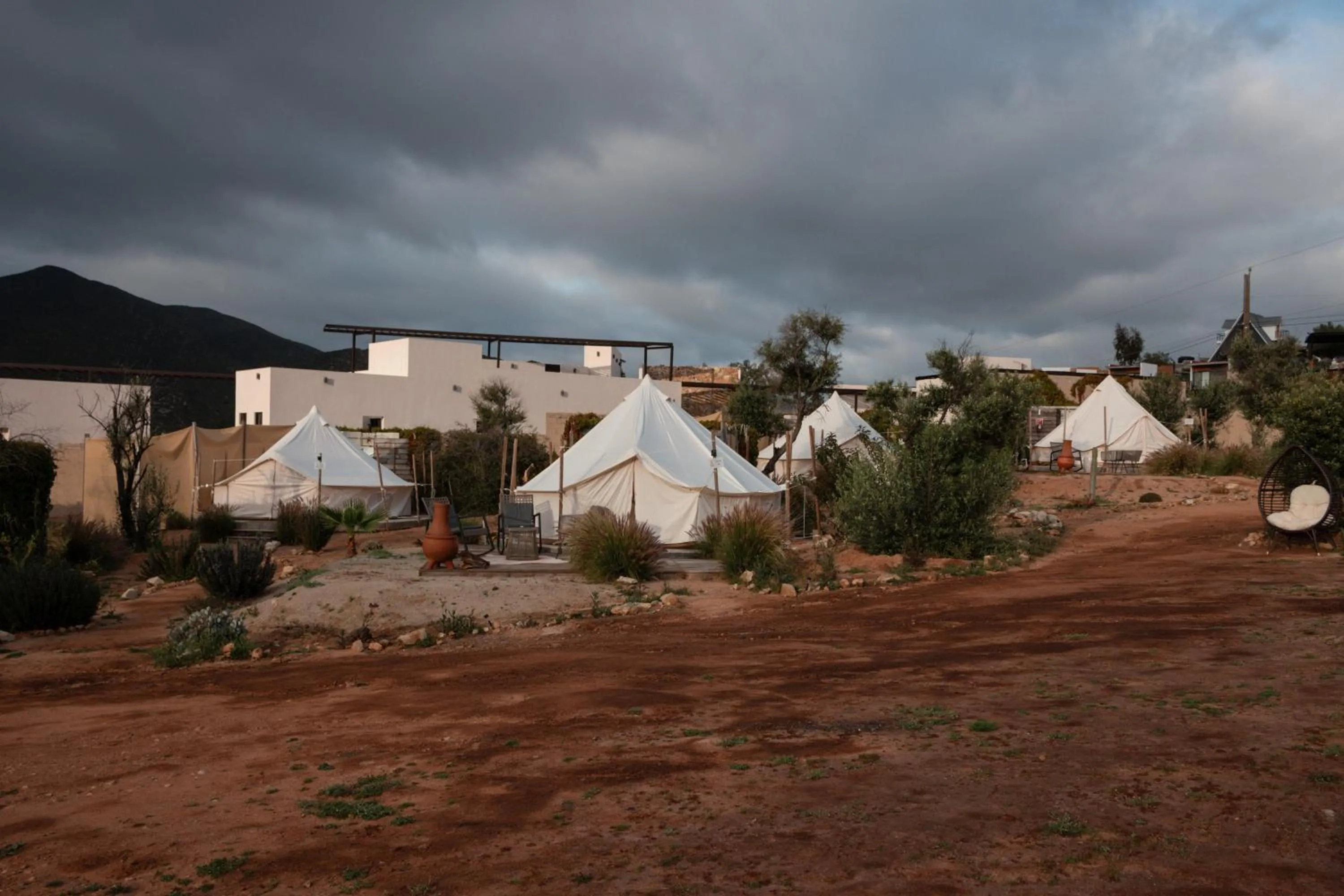 Glamping Valle de Guadalupe with Private Bathrooms by YUMA Resort