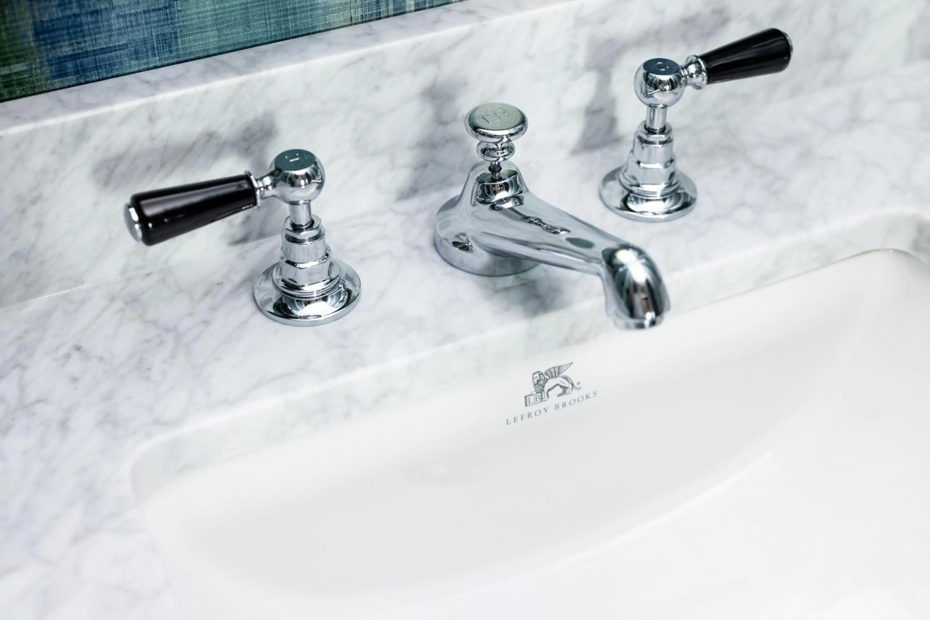 Bathroom in The Lincoln Hotel